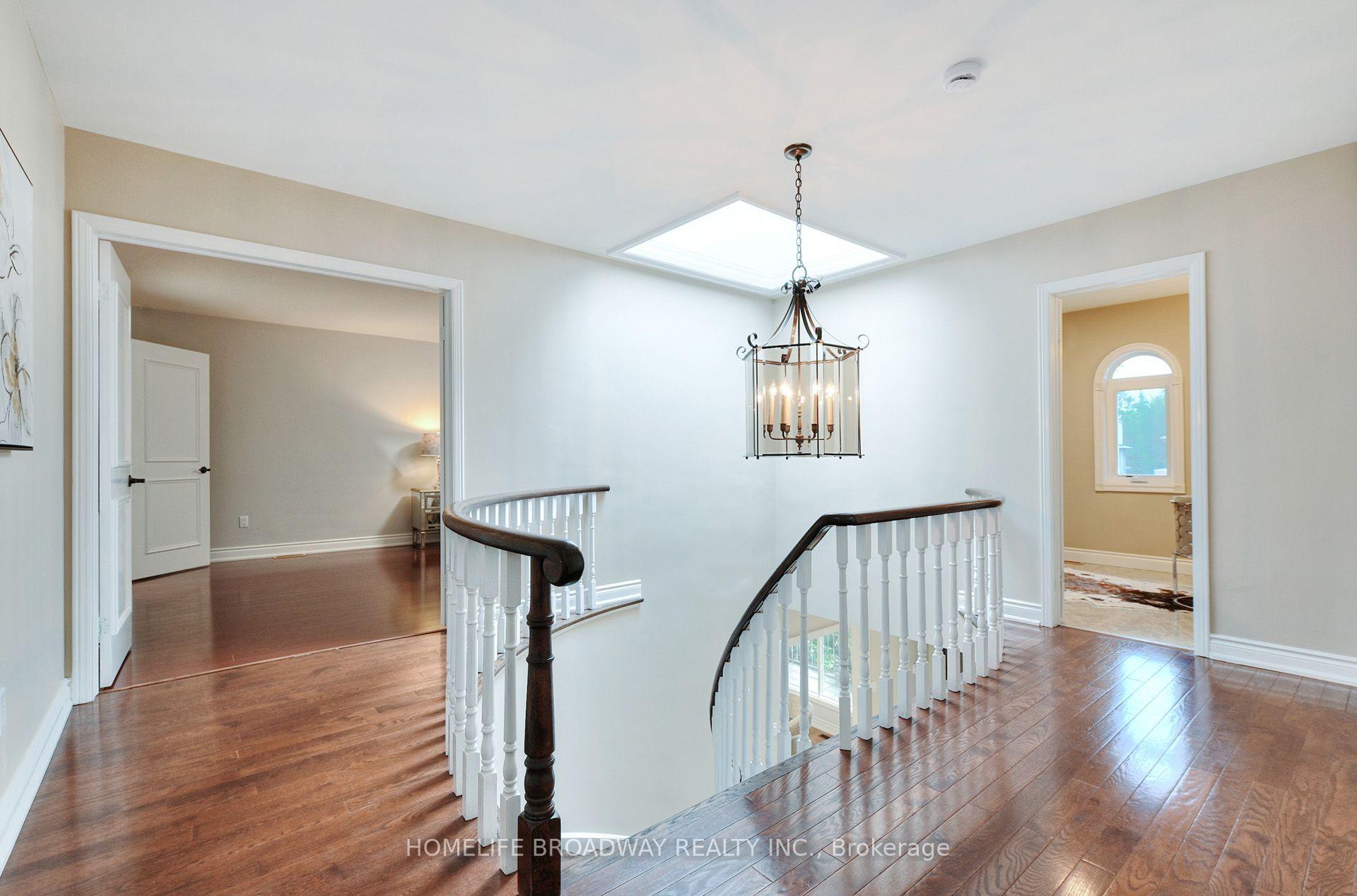 Photo 23 of 30 Gossamer Avenue, North York, Newtonbrook East — HOMEH