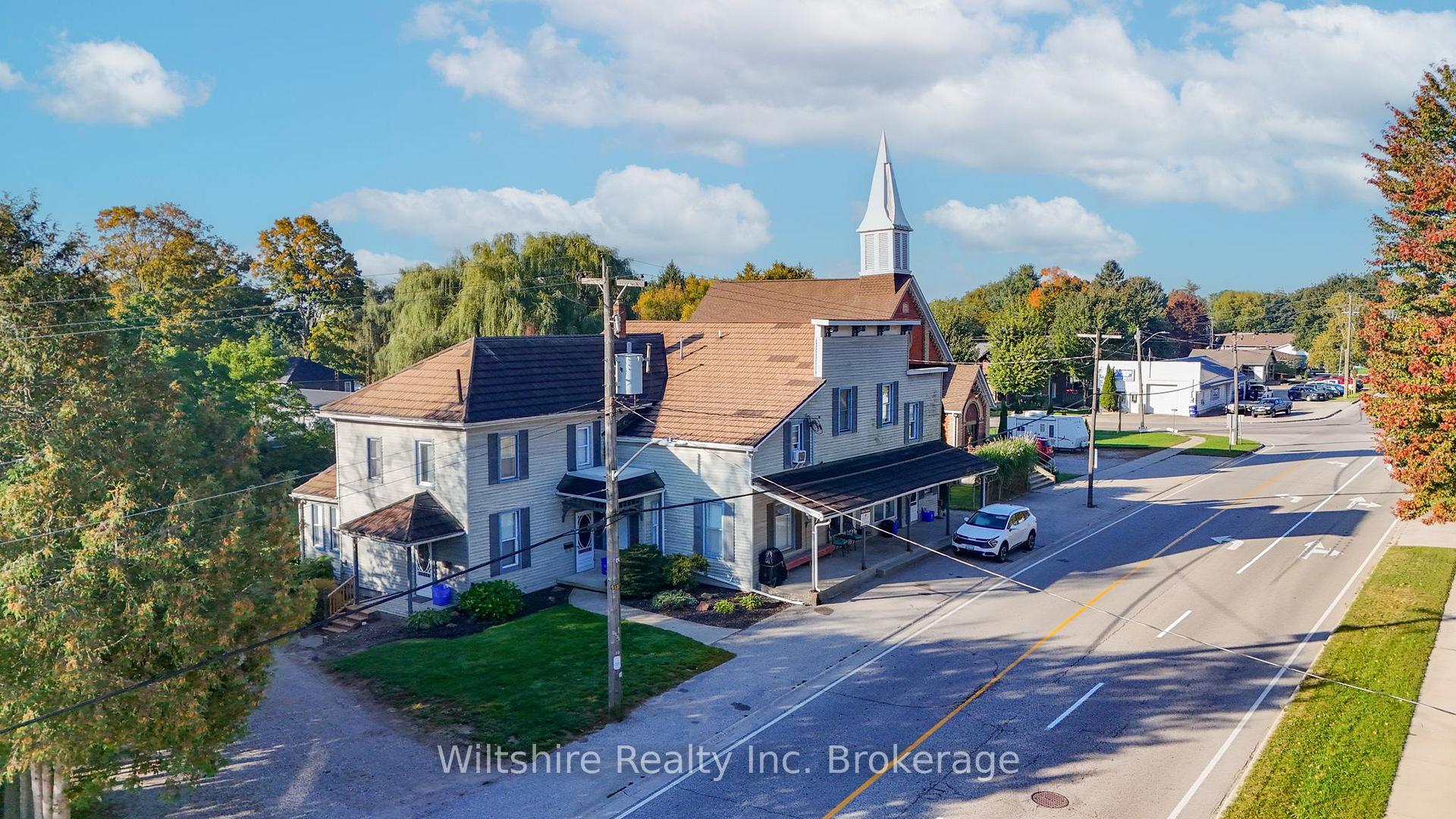 Photo of 407 Main Street E