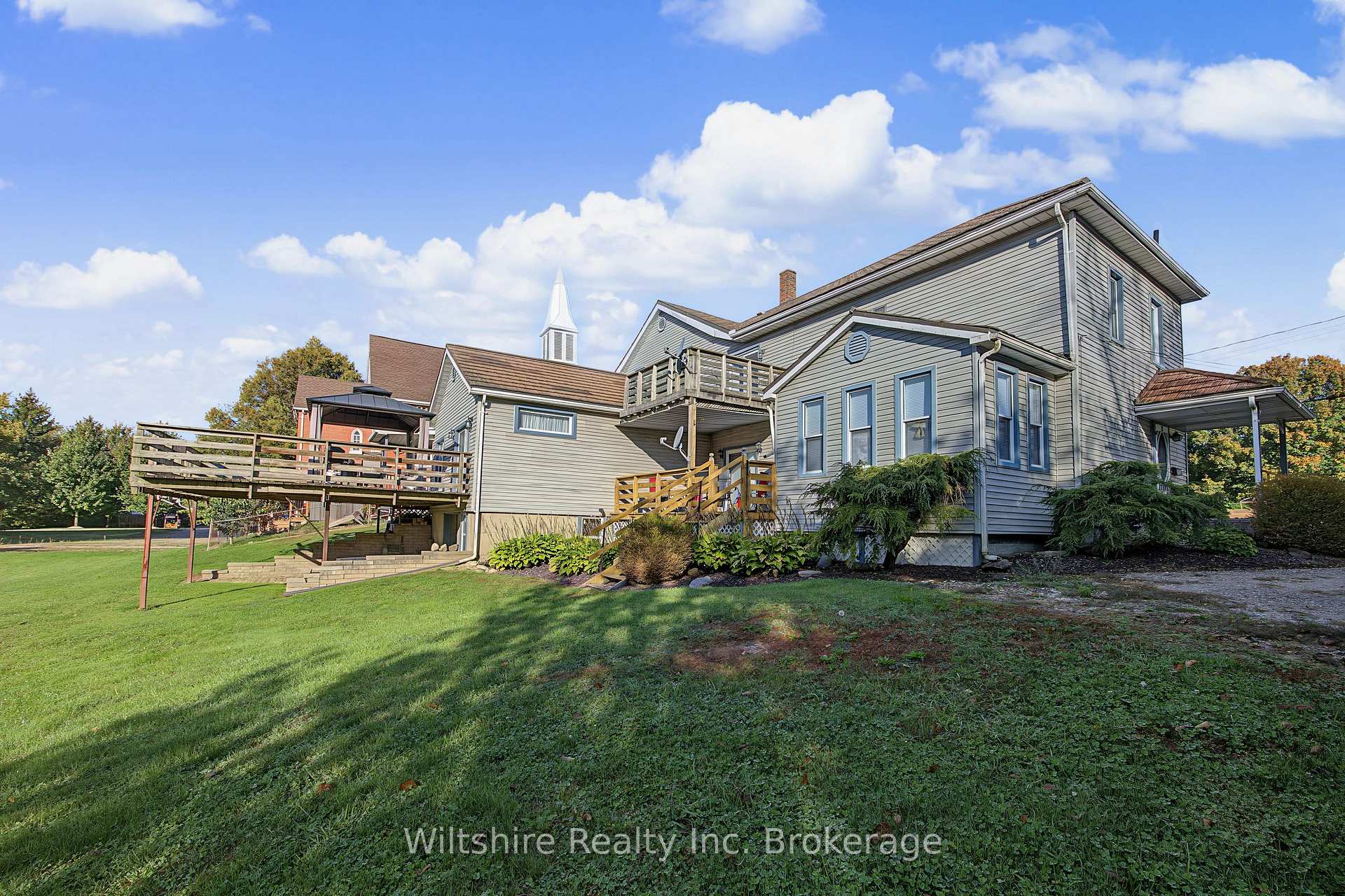 Photo 11 of 407 Main Street E, Norwich, Springford — HOMEH
