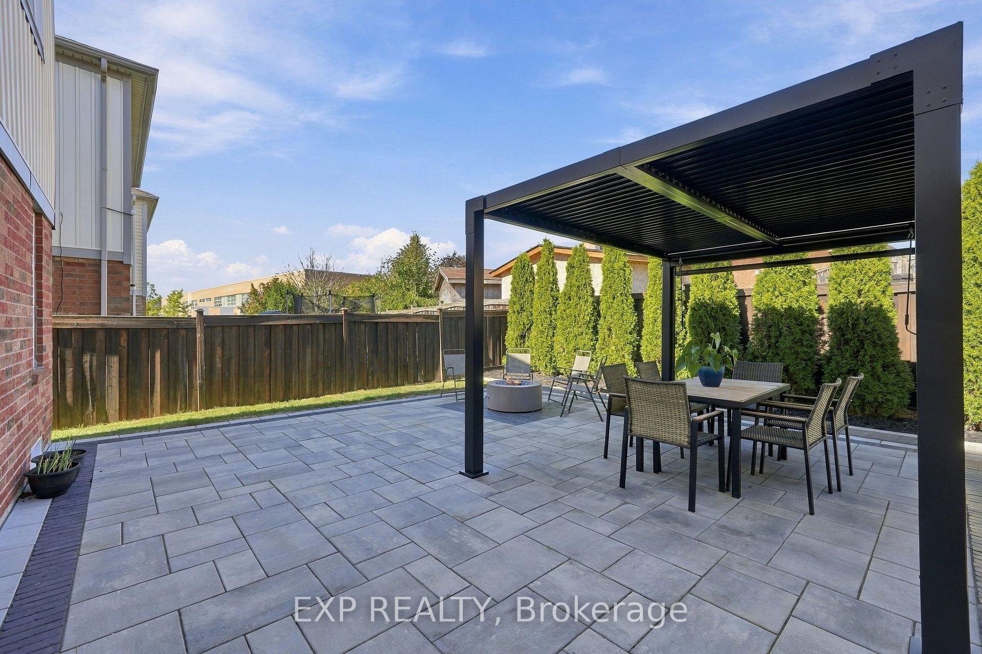 Photo 33 of 48 Thackery Drive, Ajax, Northeast Ajax — HOMEH