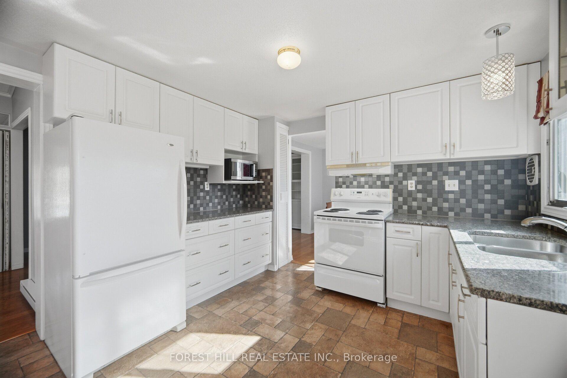 Photo 8 of 33 Rice Drive, King, Schomberg — HOMEH