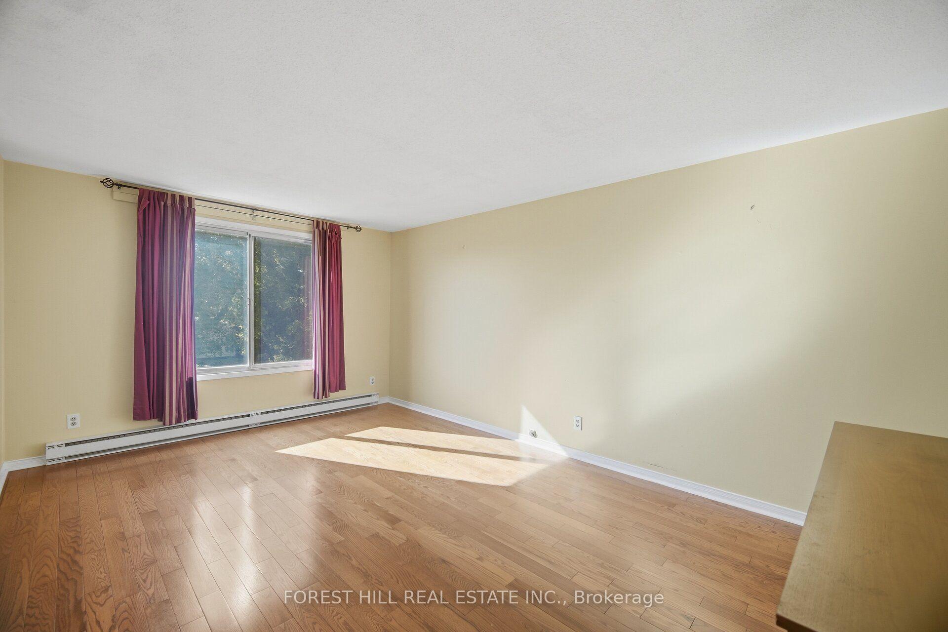 Photo 12 of 33 Rice Drive, King, Schomberg — HOMEH