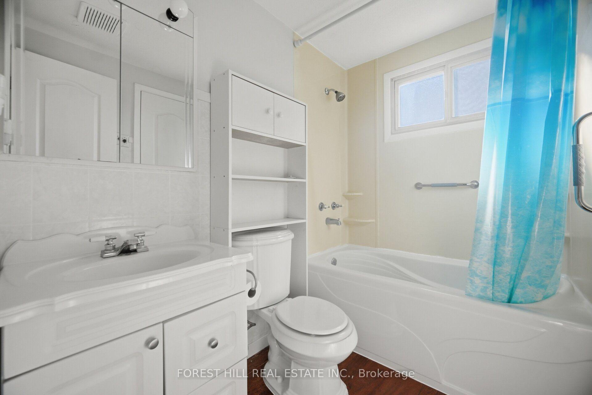 Photo 18 of 33 Rice Drive, King, Schomberg — HOMEH