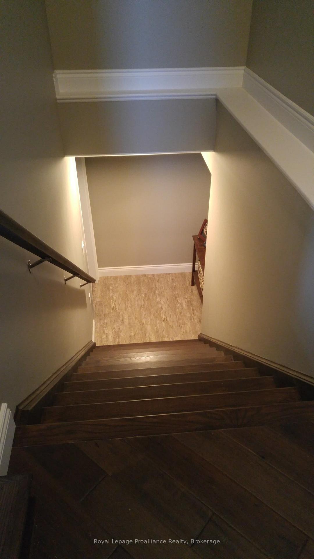 Photo 15 of 10 Lockside Drive, Peterborough, Otonabee Ward 1 — HOMEH