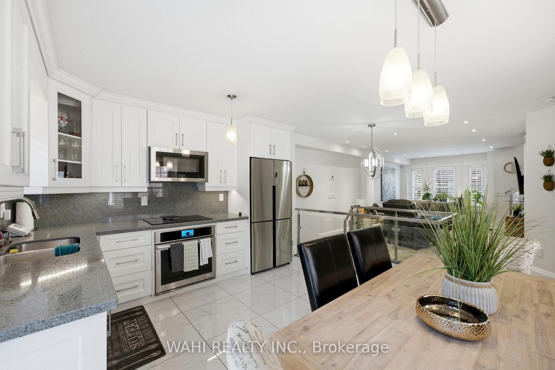 Photo 13 of 13 Rock Haven Lane, Brampton, Downtown Brampton — HOMEH