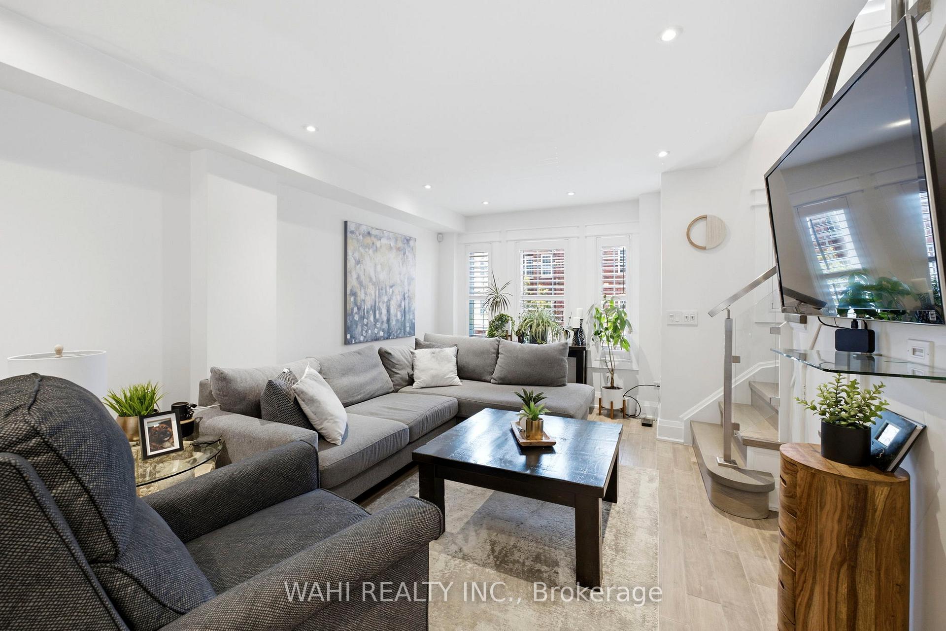 Photo 16 of 13 Rock Haven Lane, Brampton, Downtown Brampton — HOMEH