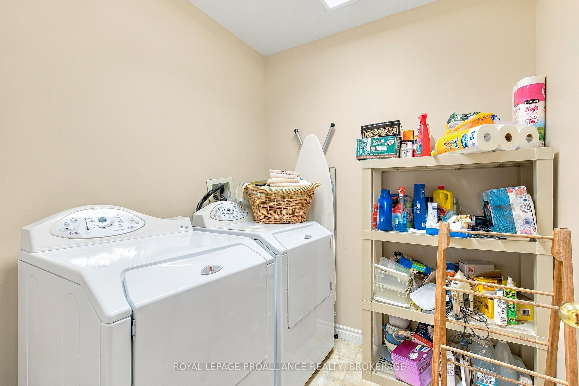 Photo 19 of 260 Beley Street, Brockville, Brockville — HOMEH