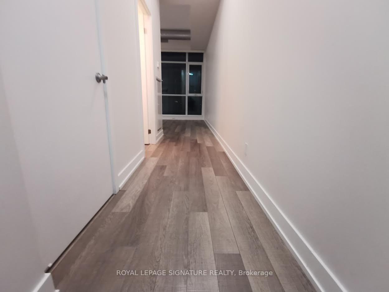 Photo 6 of Unit #903, 75 The Donway W, North York, Banbury-Don Mills — HOMEH