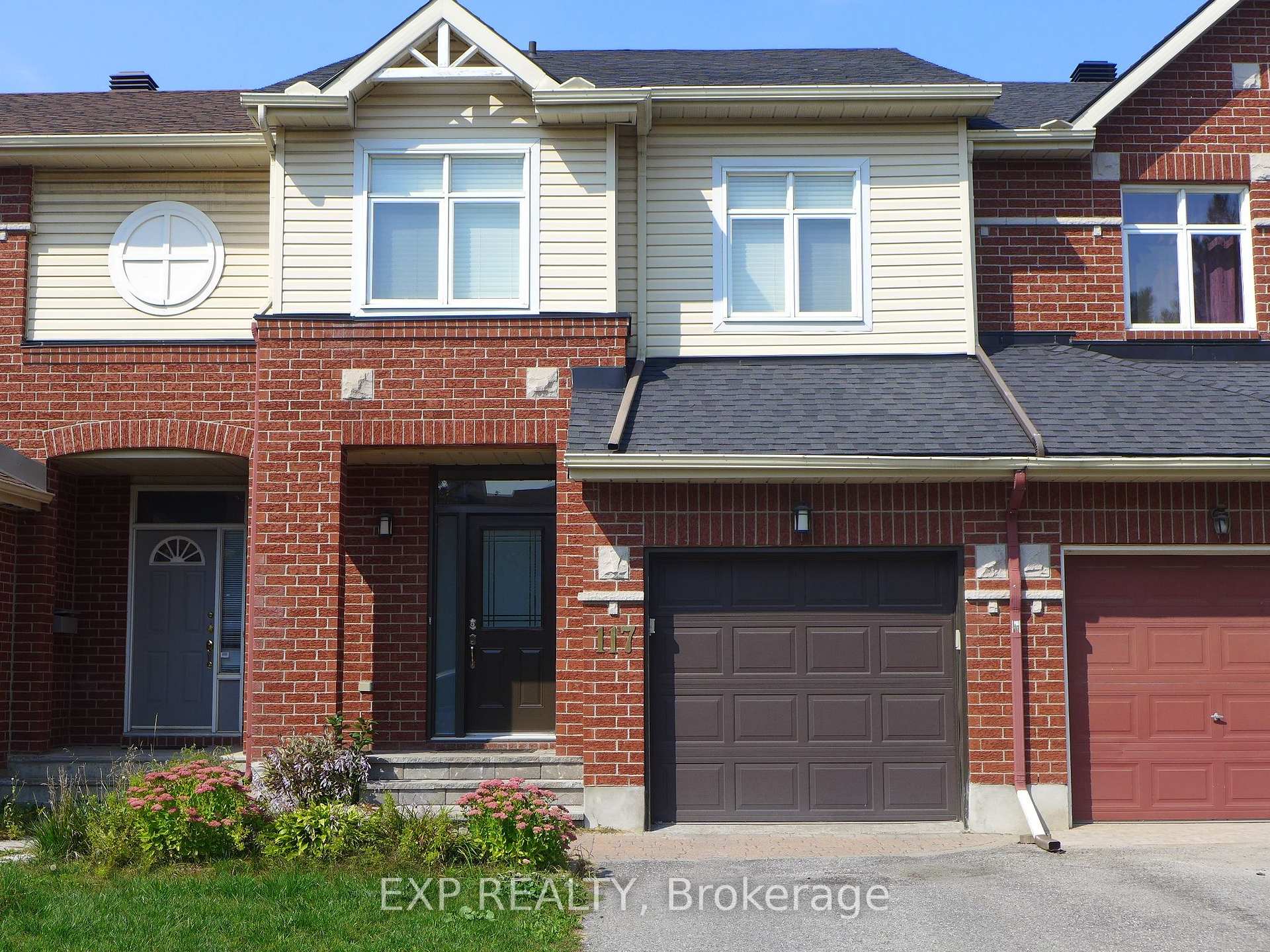 Photo 2 of 117 Thornbury Crescent, Ottawa, Centrepointe — HOMEH