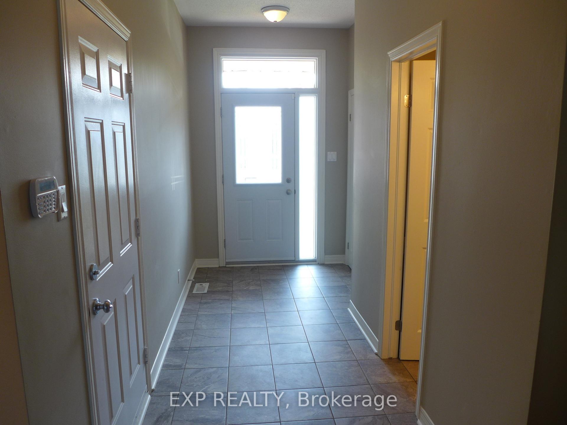 Photo 6 of 117 Thornbury Crescent, Ottawa, Centrepointe — HOMEH