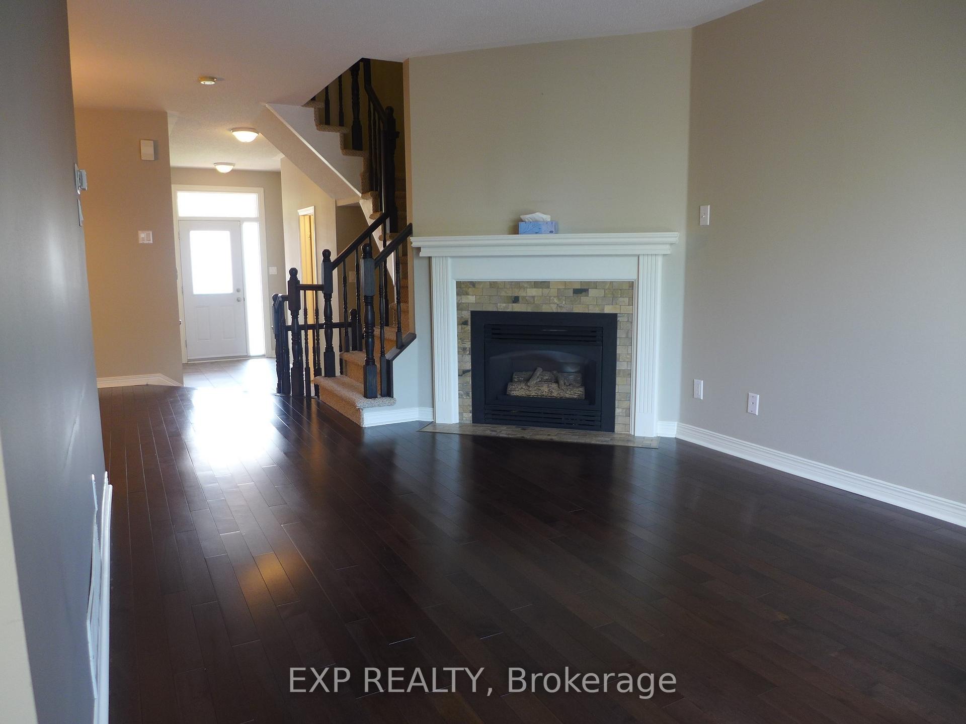 Photo 17 of 117 Thornbury Crescent, Ottawa, Centrepointe — HOMEH