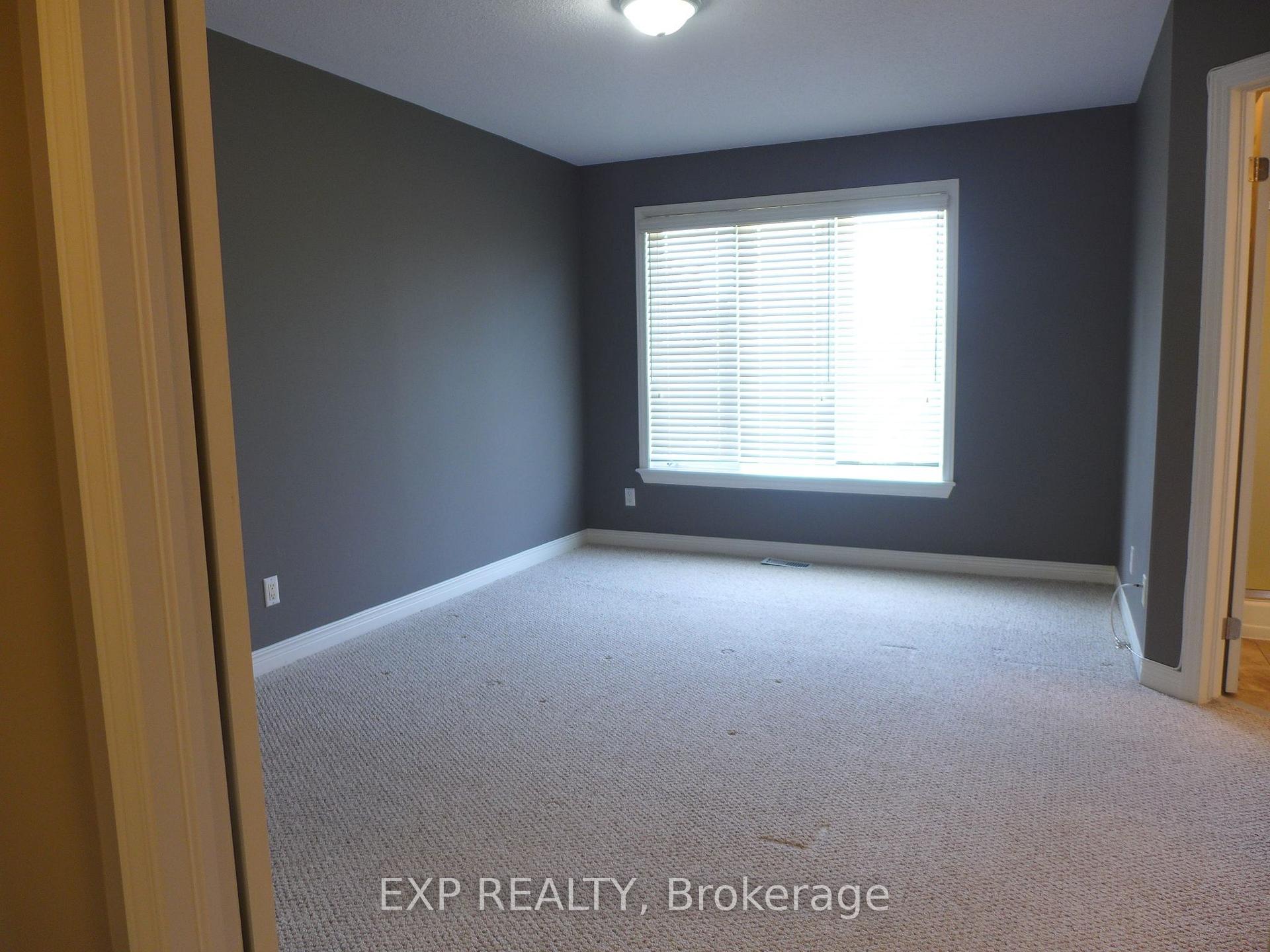 Photo 19 of 117 Thornbury Crescent, Ottawa, Centrepointe — HOMEH
