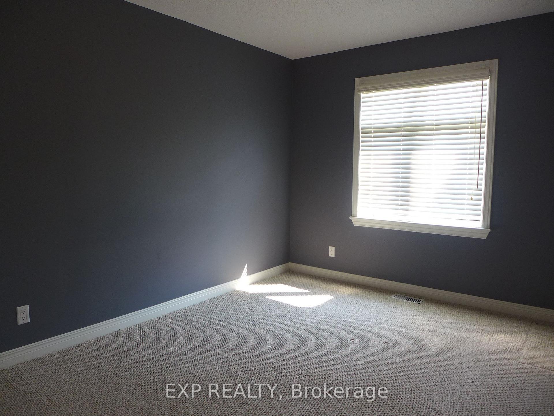 Photo 29 of 117 Thornbury Crescent, Ottawa, Centrepointe — HOMEH