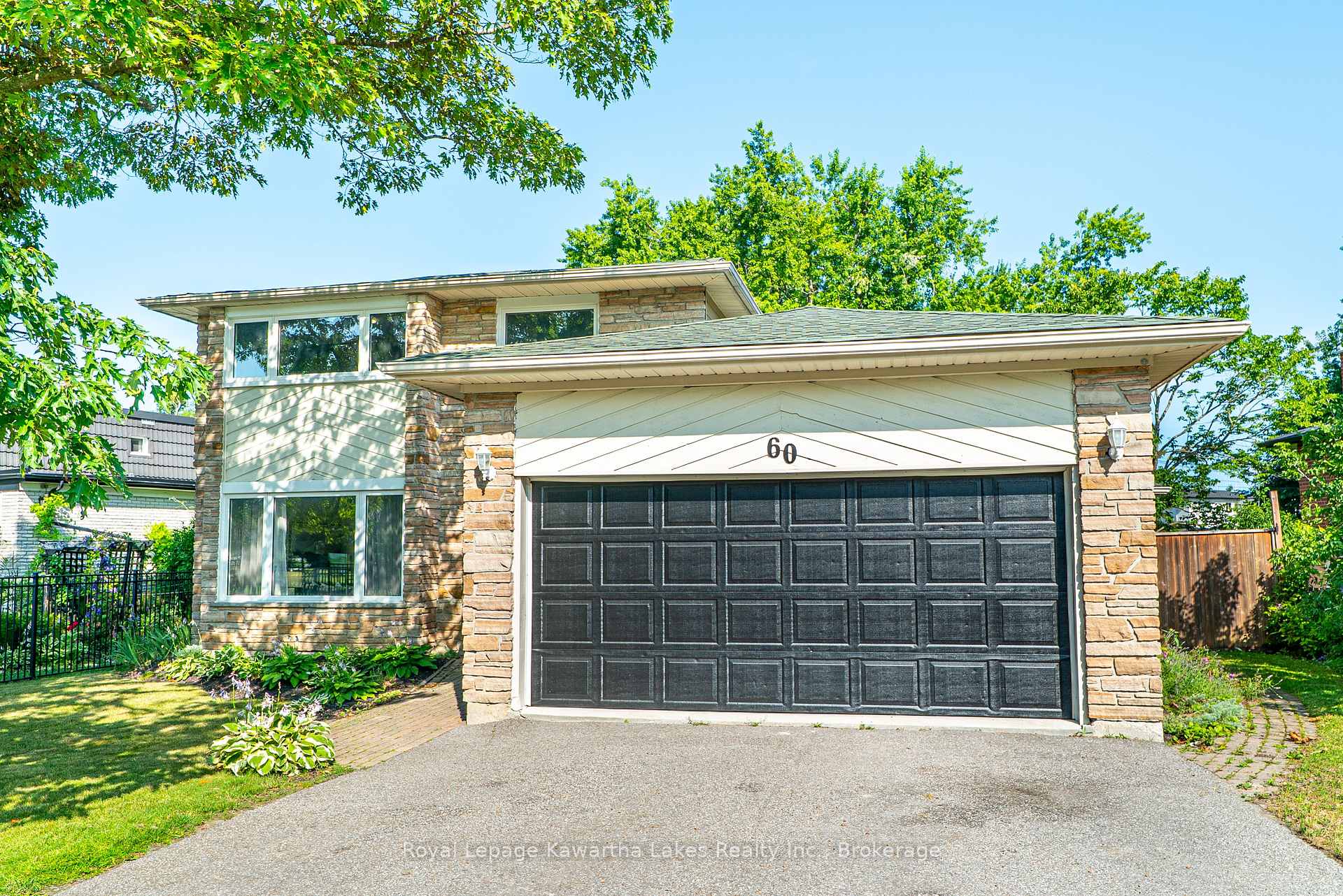 Photo 1 of 60 Sanderling Crescent, Kawartha Lakes, Lindsay — HOMEH