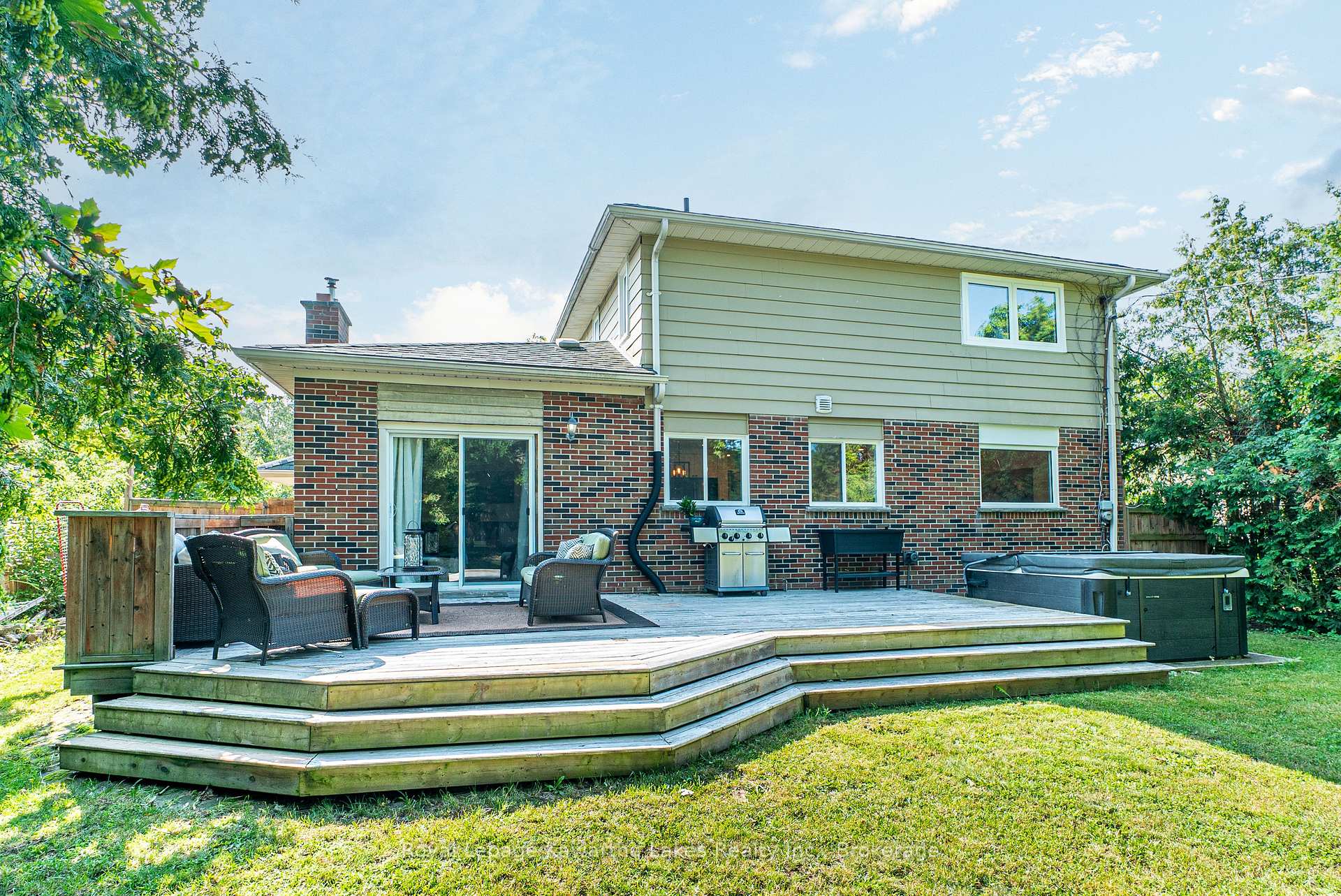 Photo 39 of 60 Sanderling Crescent, Kawartha Lakes, Lindsay — HOMEH