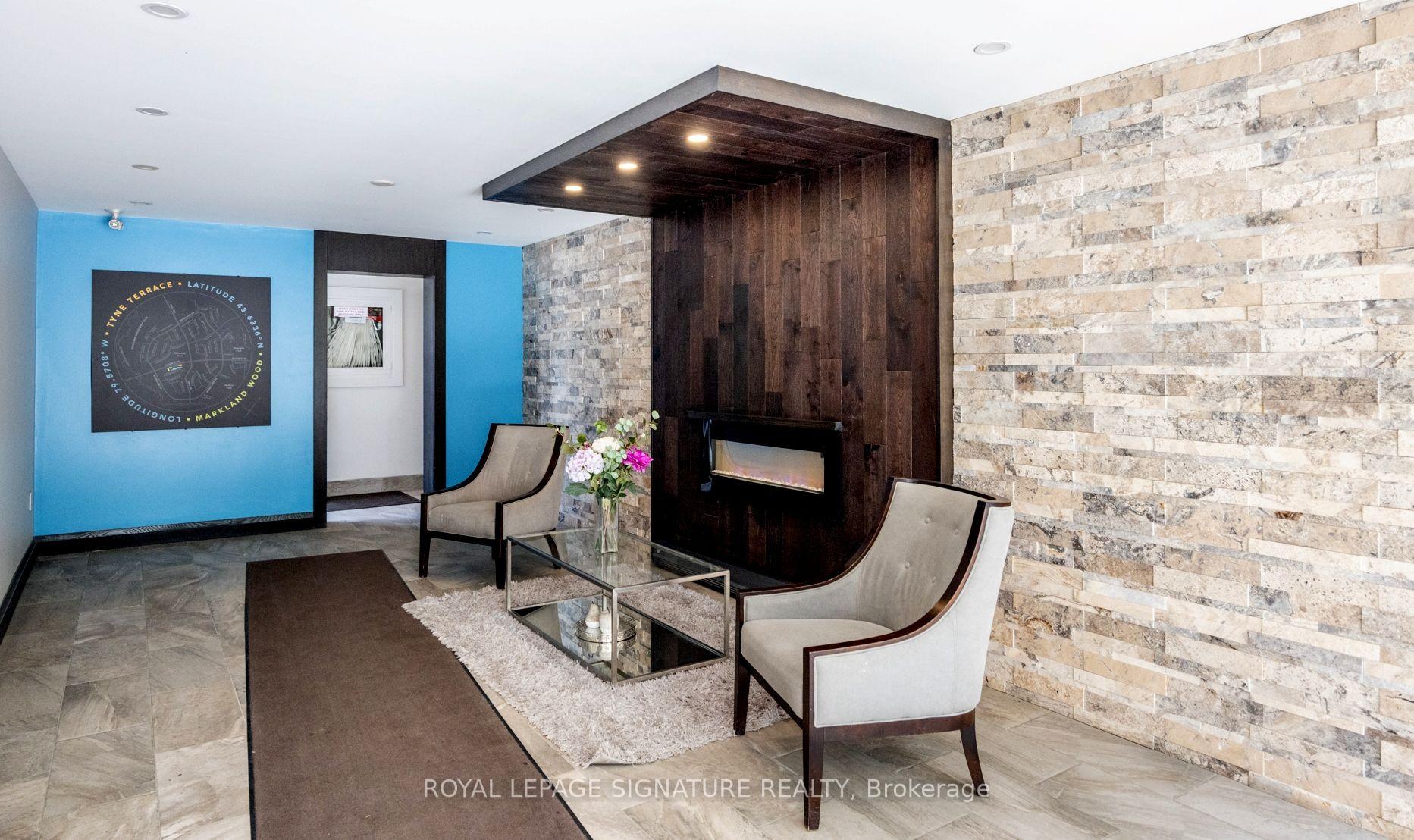 Photo 4 of Unit 44, 51 Broadfield Drive, Etobicoke, Markland Wood — HOMEH