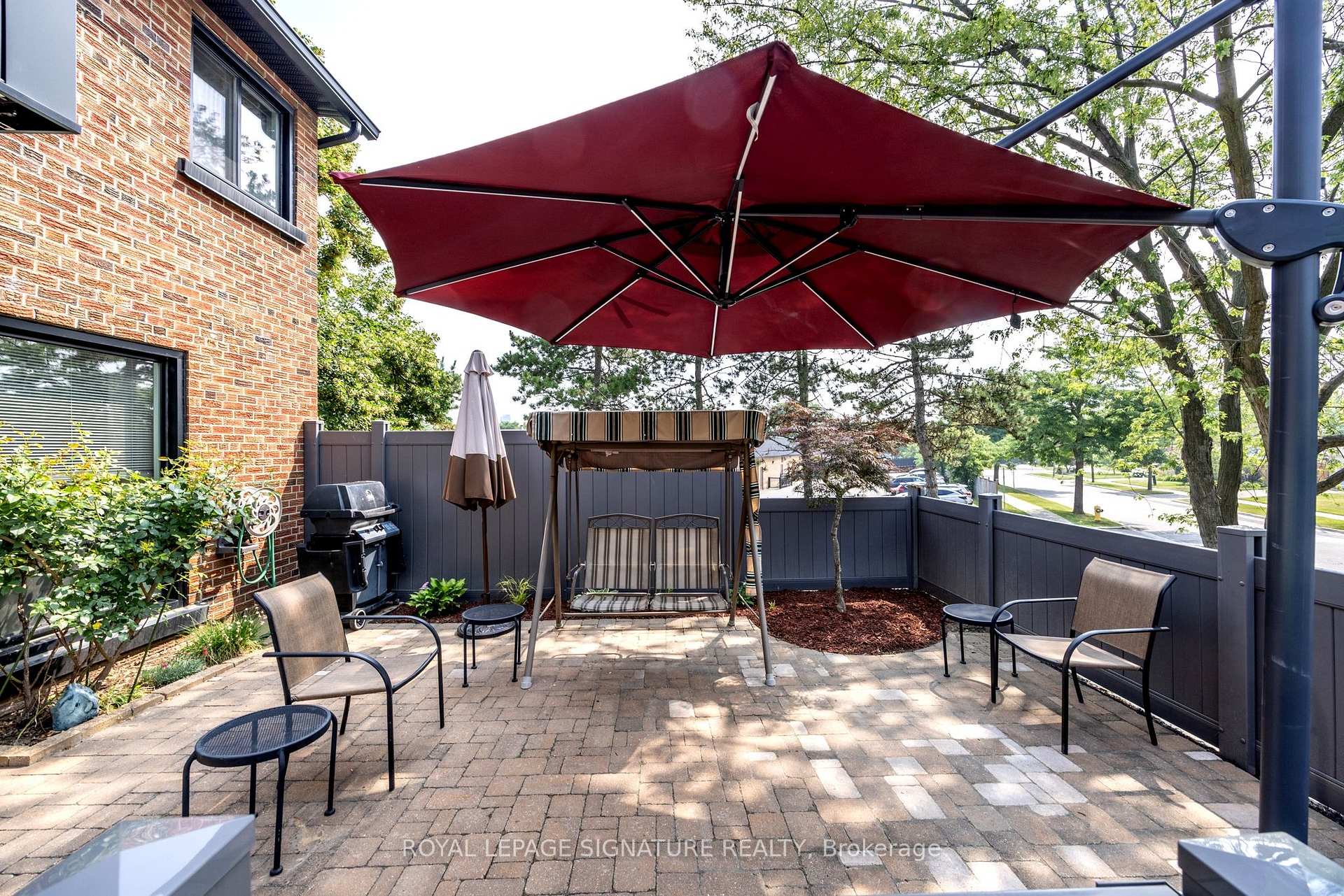 Photo 9 of Unit 44, 51 Broadfield Drive, Etobicoke, Markland Wood — HOMEH