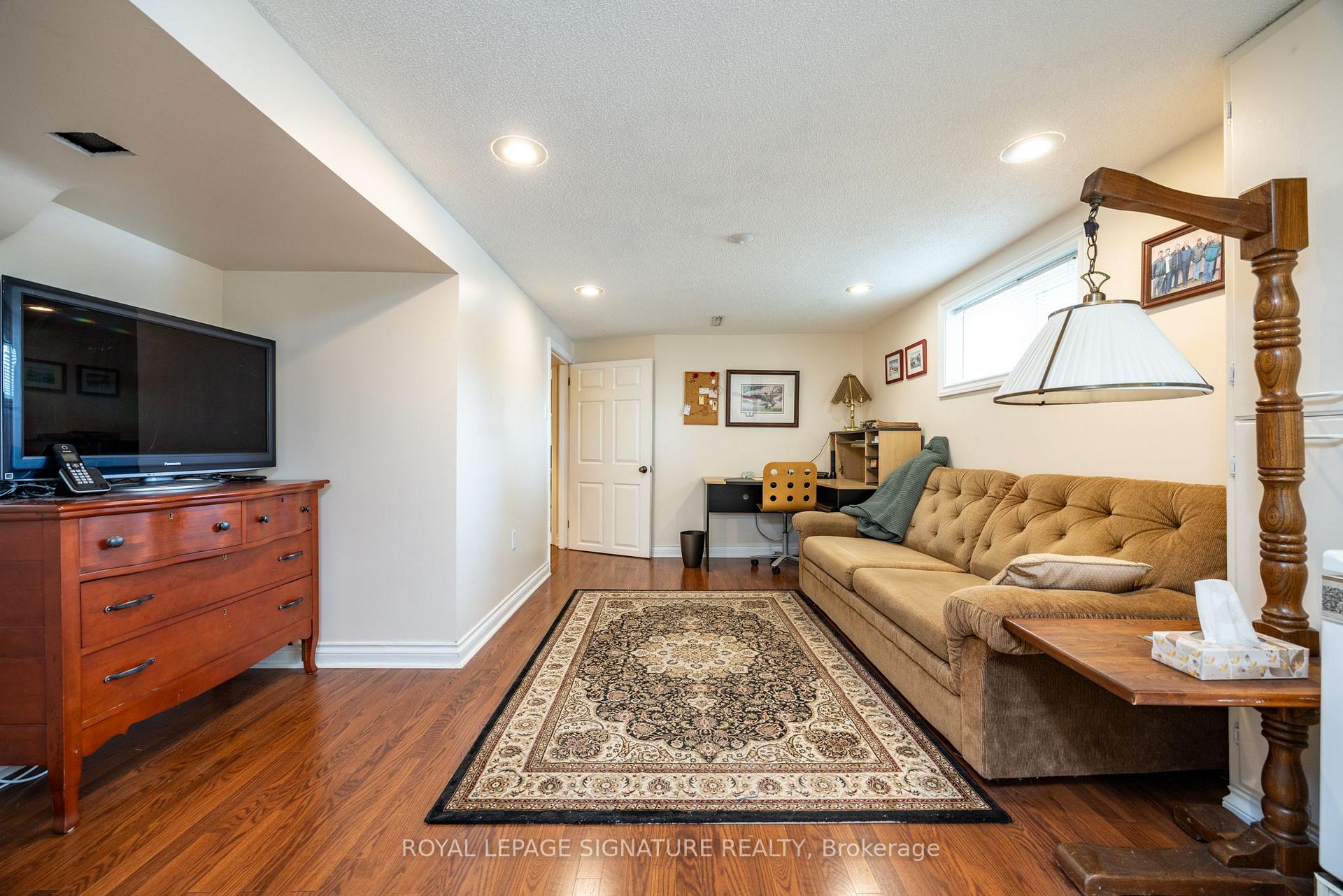 Photo 43 of Unit 44, 51 Broadfield Drive, Etobicoke, Markland Wood — HOMEH