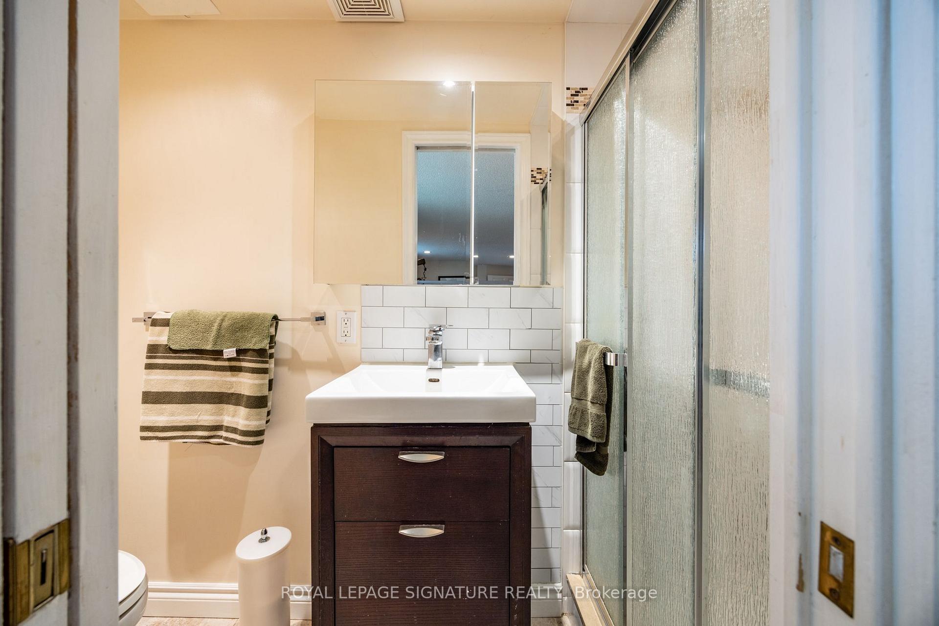 Photo 44 of Unit 44, 51 Broadfield Drive, Etobicoke, Markland Wood — HOMEH