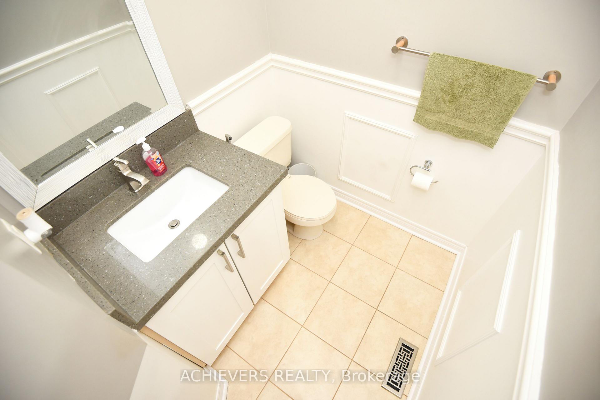 Photo 18 of 521 Navigator Drive, Mississauga, Meadowvale Village — HOMEH