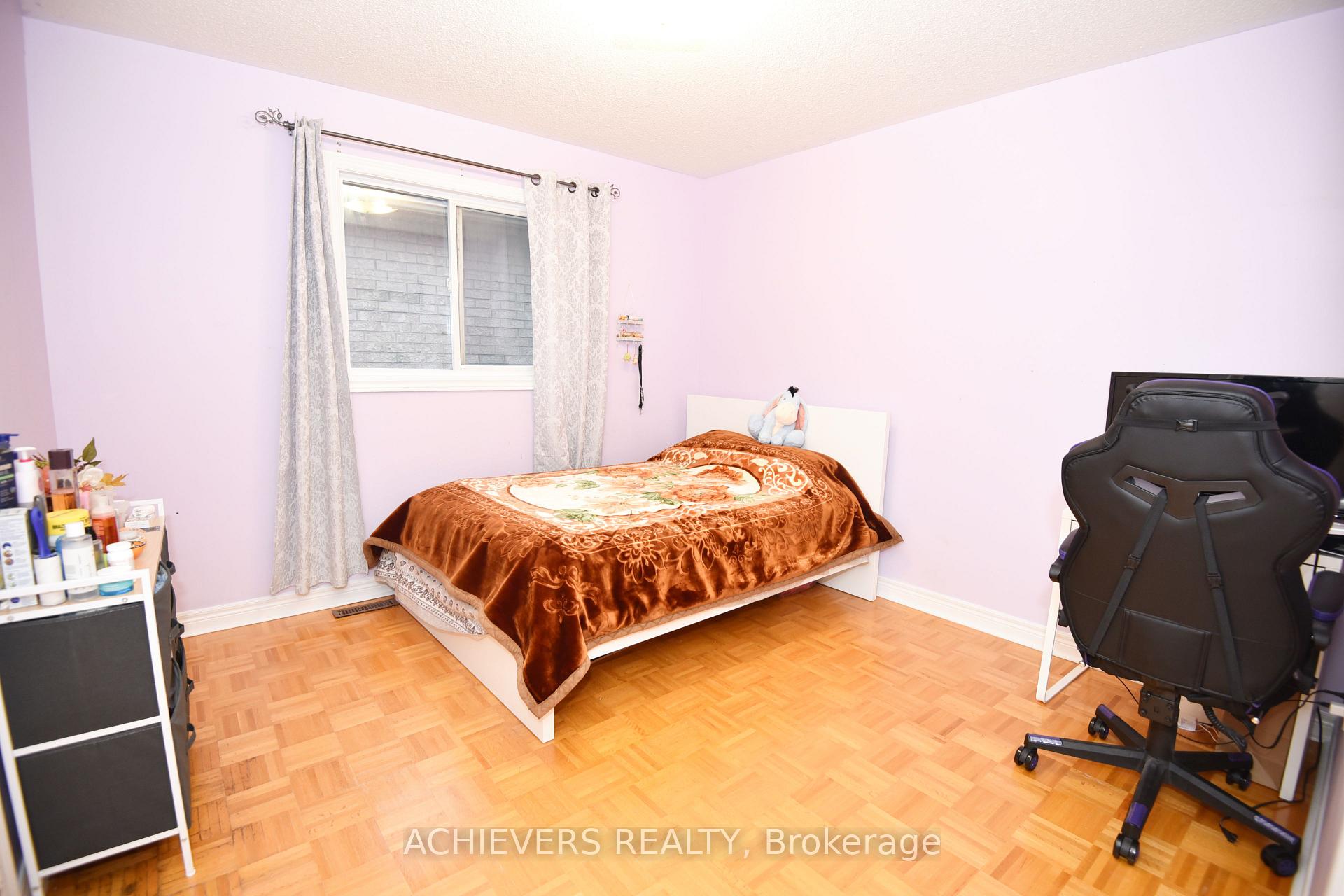 Photo 25 of 521 Navigator Drive, Mississauga, Meadowvale Village — HOMEH