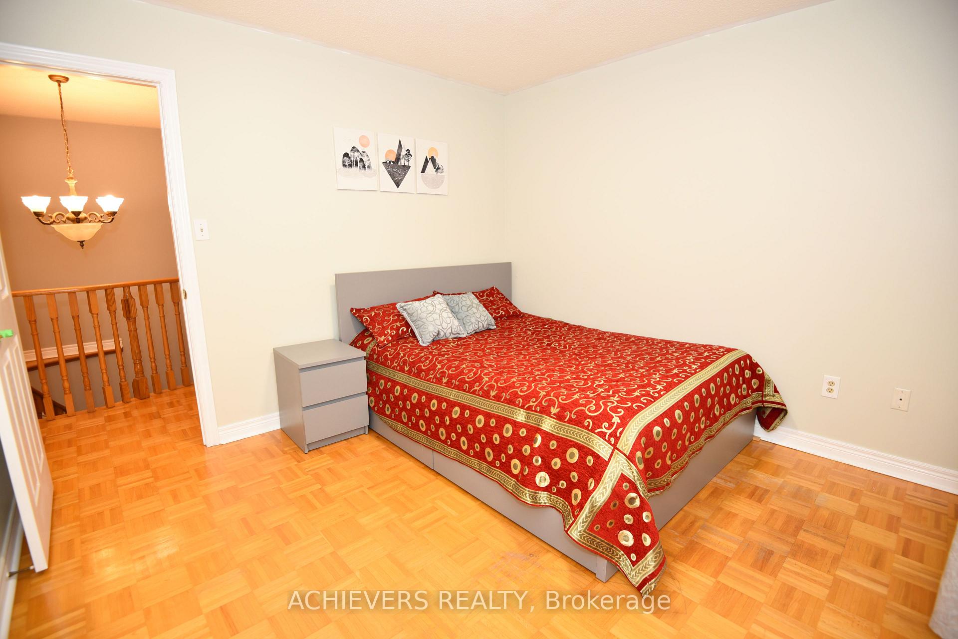 Photo 27 of 521 Navigator Drive, Mississauga, Meadowvale Village — HOMEH