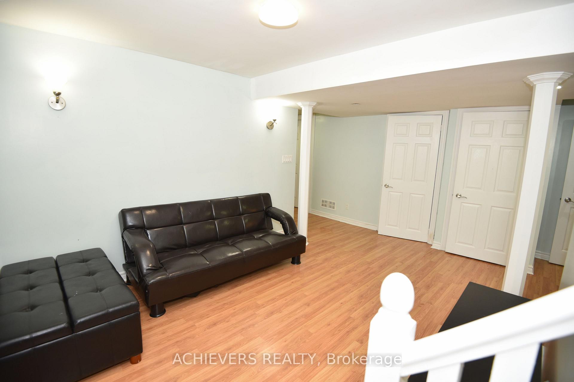 Photo 35 of 521 Navigator Drive, Mississauga, Meadowvale Village — HOMEH