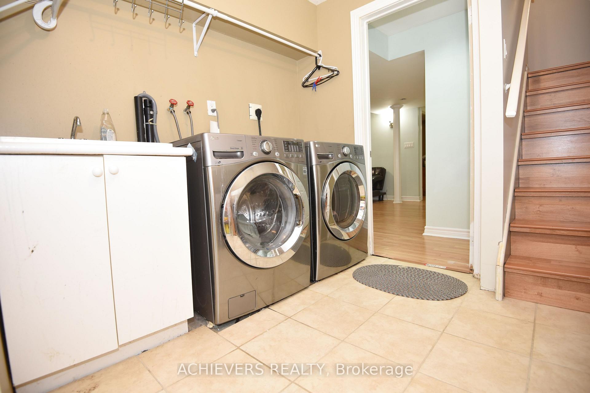 Photo 43 of 521 Navigator Drive, Mississauga, Meadowvale Village — HOMEH