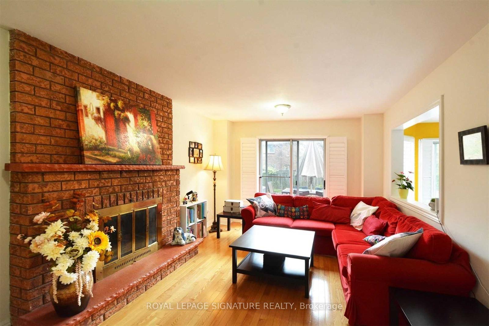 Photo 9 of 1380 Windrush Drive, Oakville, Glen Abbey — HOMEH