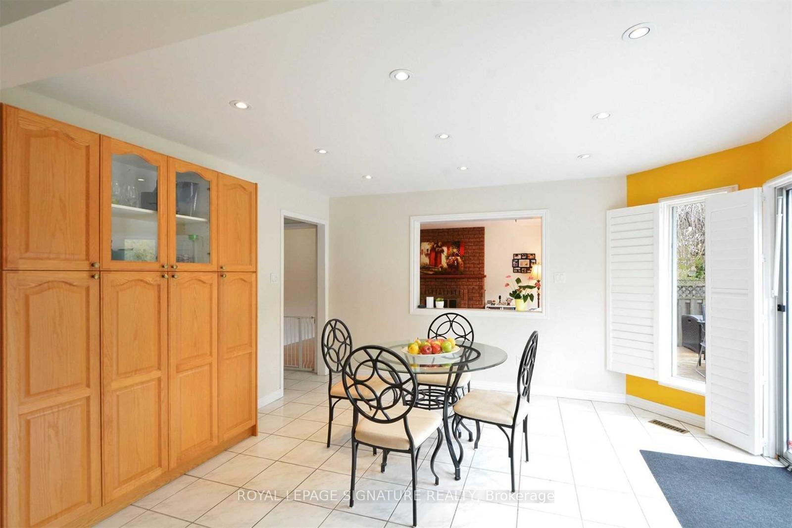 Photo 12 of 1380 Windrush Drive, Oakville, Glen Abbey — HOMEH
