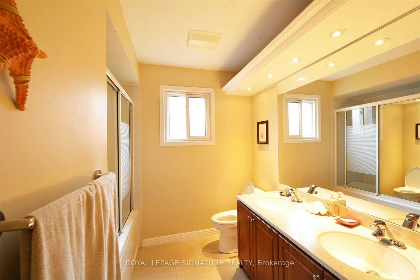 Photo 25 of 1380 Windrush Drive, Oakville, Glen Abbey — HOMEH