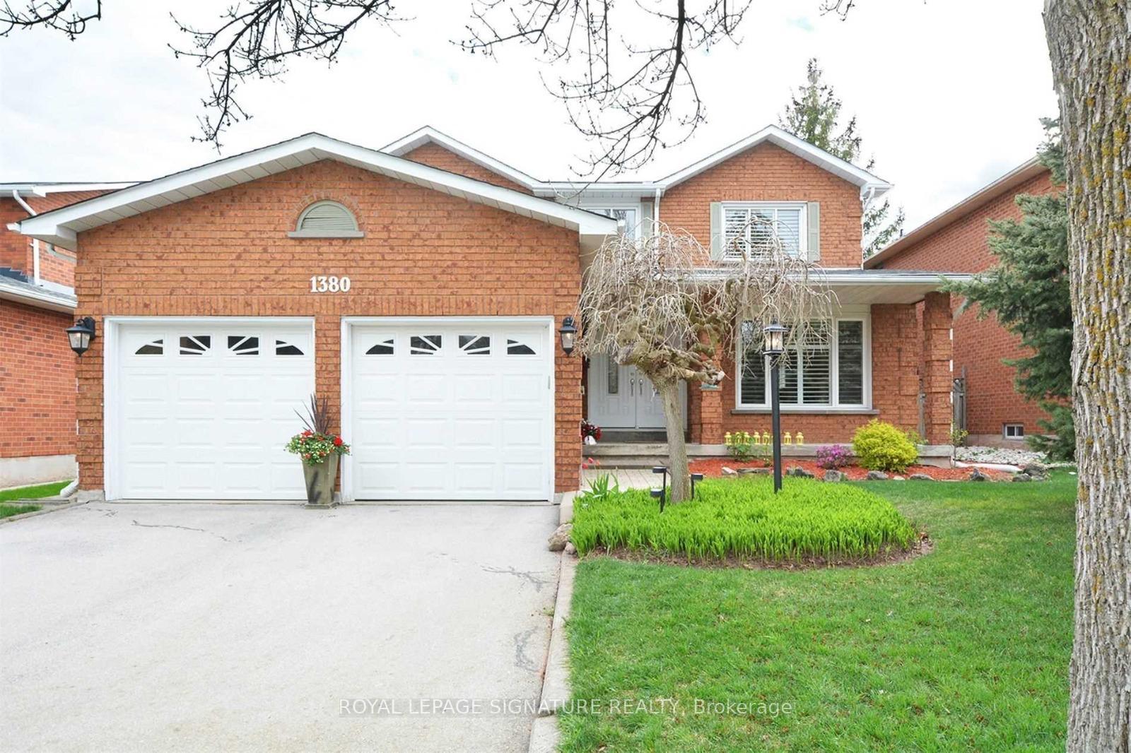 Photo 4 of 1380 Windrush Drive, Oakville, Glen Abbey — HOMEH