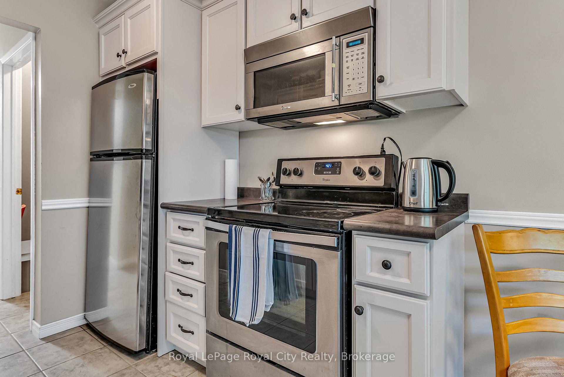 Photo 5 of Unit 52, 16 Hadati Road, Guelph, Grange Road — HOMEH