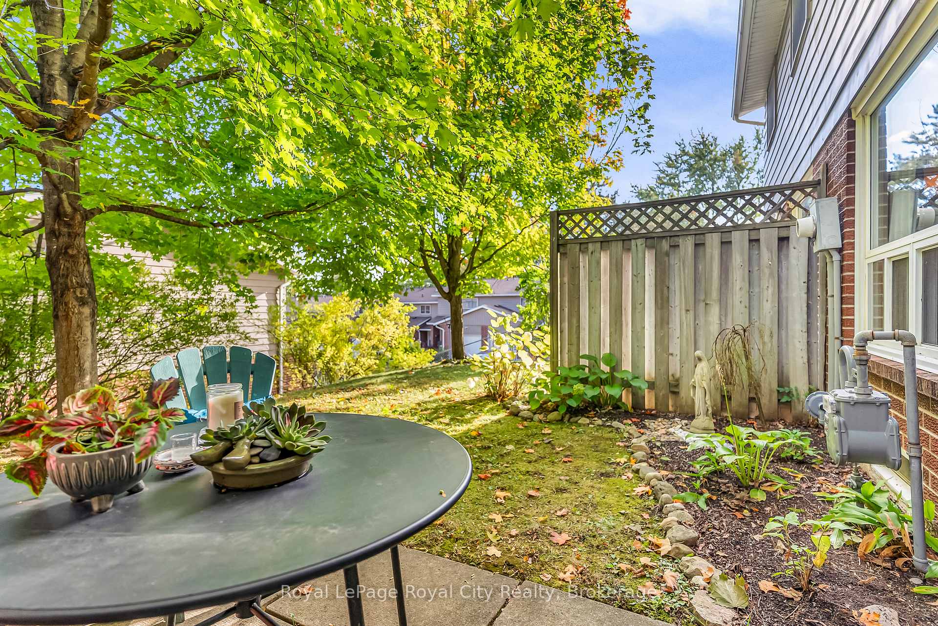 Photo 9 of Unit 52, 16 Hadati Road, Guelph, Grange Road — HOMEH