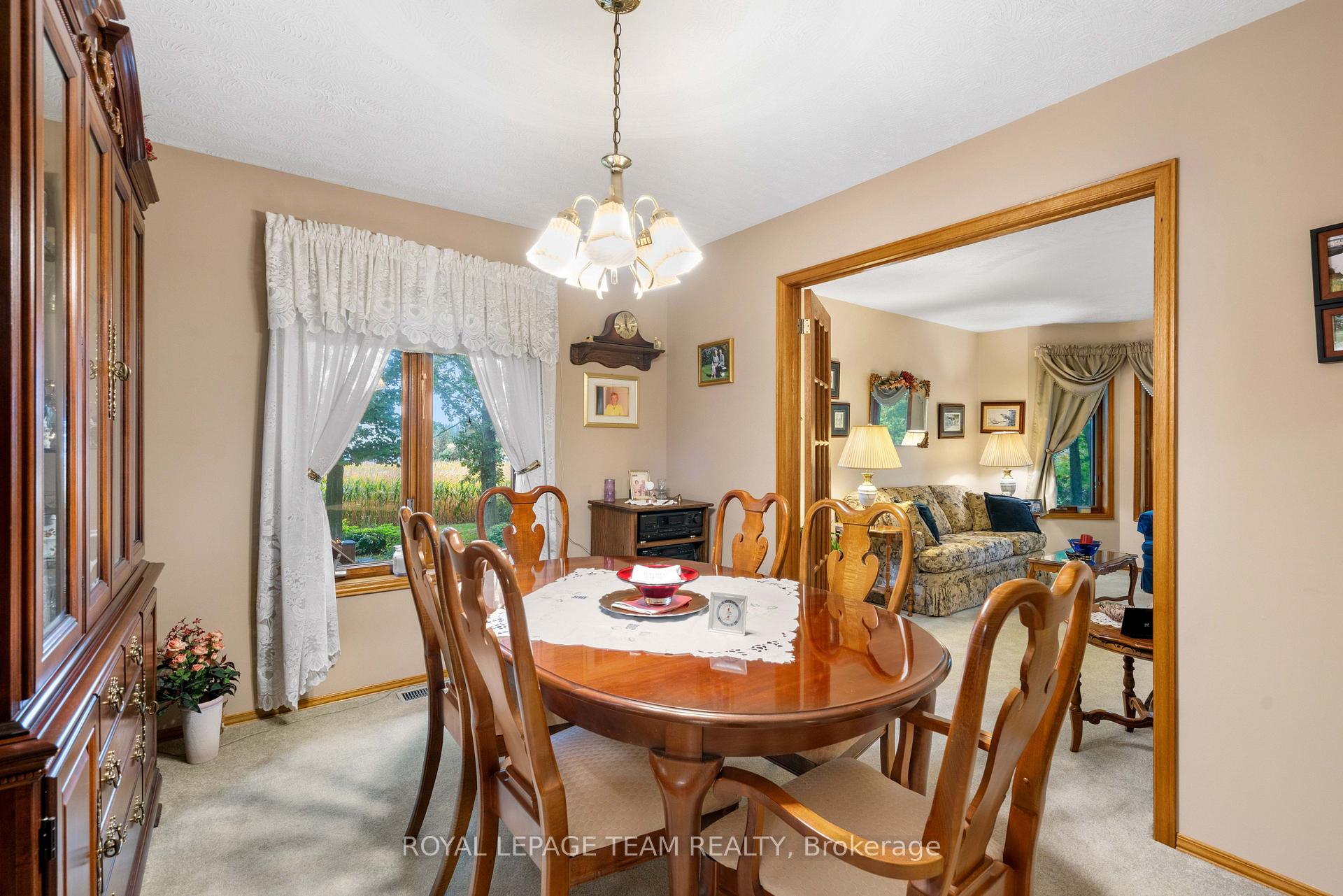 Photo 10 of 8036 Marionville Road, North Dundas, North Dundas (Mountain) Twp — HOMEH