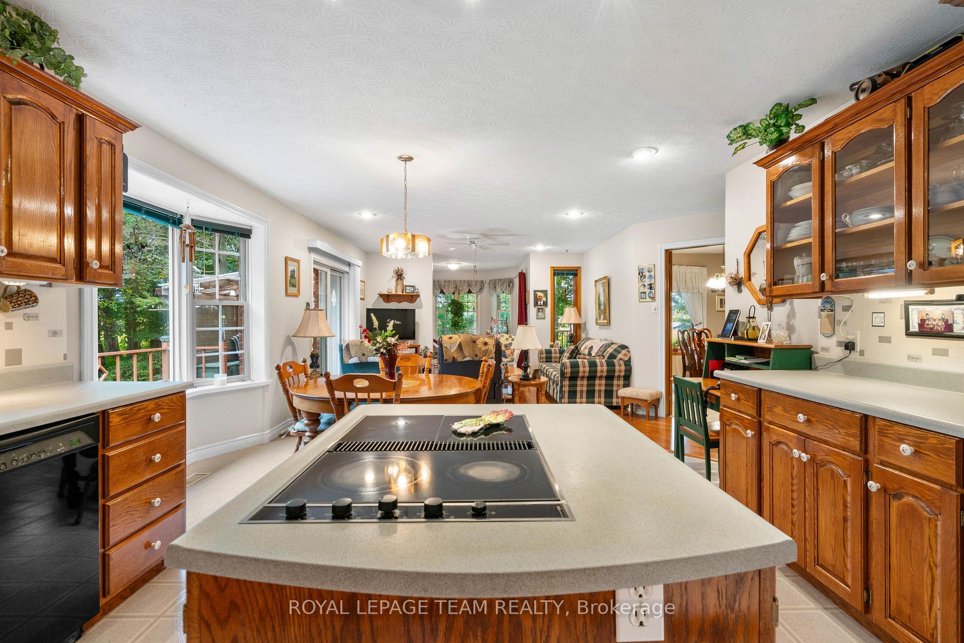 Photo 14 of 8036 Marionville Road, North Dundas, North Dundas (Mountain) Twp — HOMEH