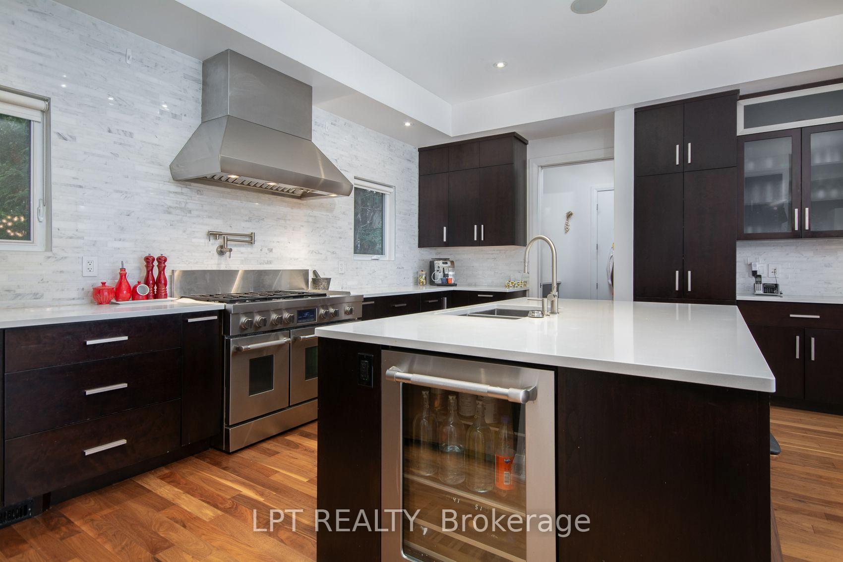 Photo 10 of 847 Walkley Road, Ottawa, Riverside Park — HOMEH