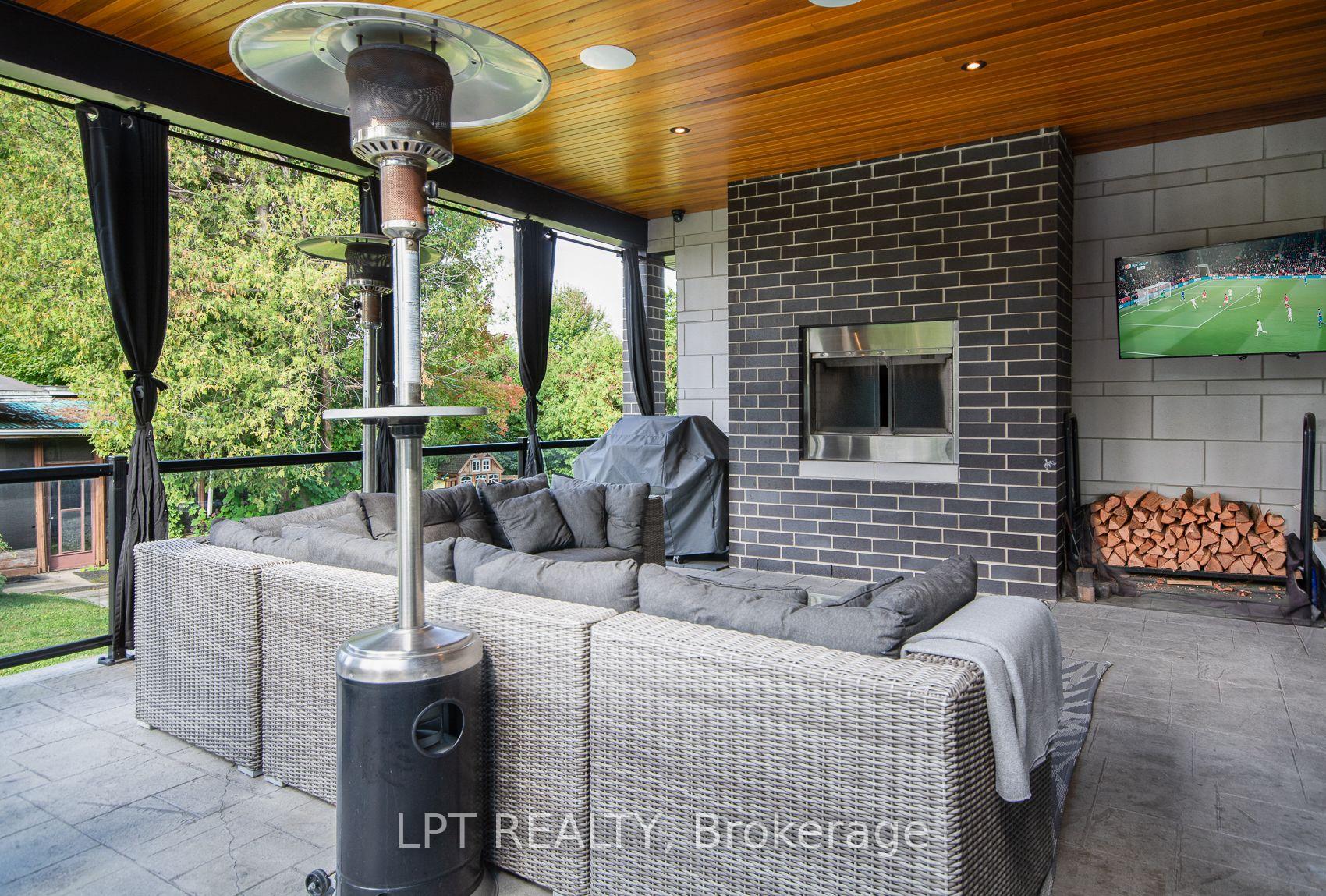 Photo 19 of 847 Walkley Road, Ottawa, Riverside Park — HOMEH