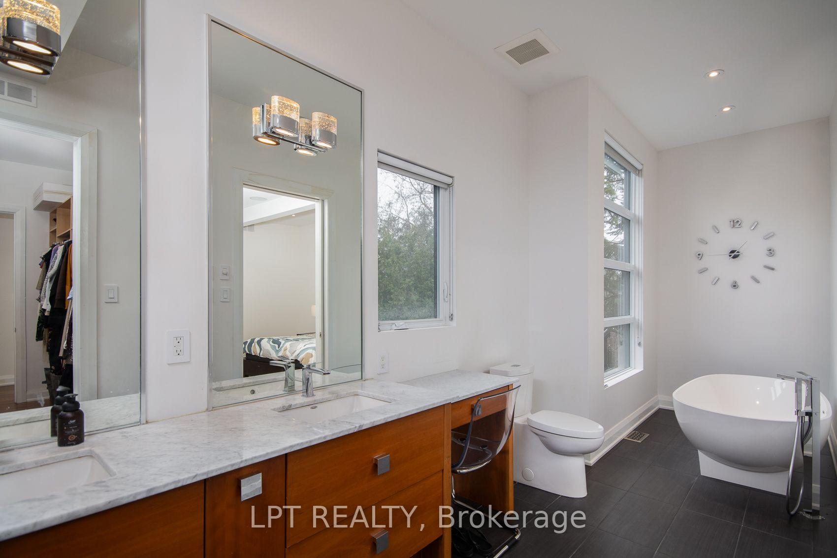 Photo 24 of 847 Walkley Road, Ottawa, Riverside Park — HOMEH
