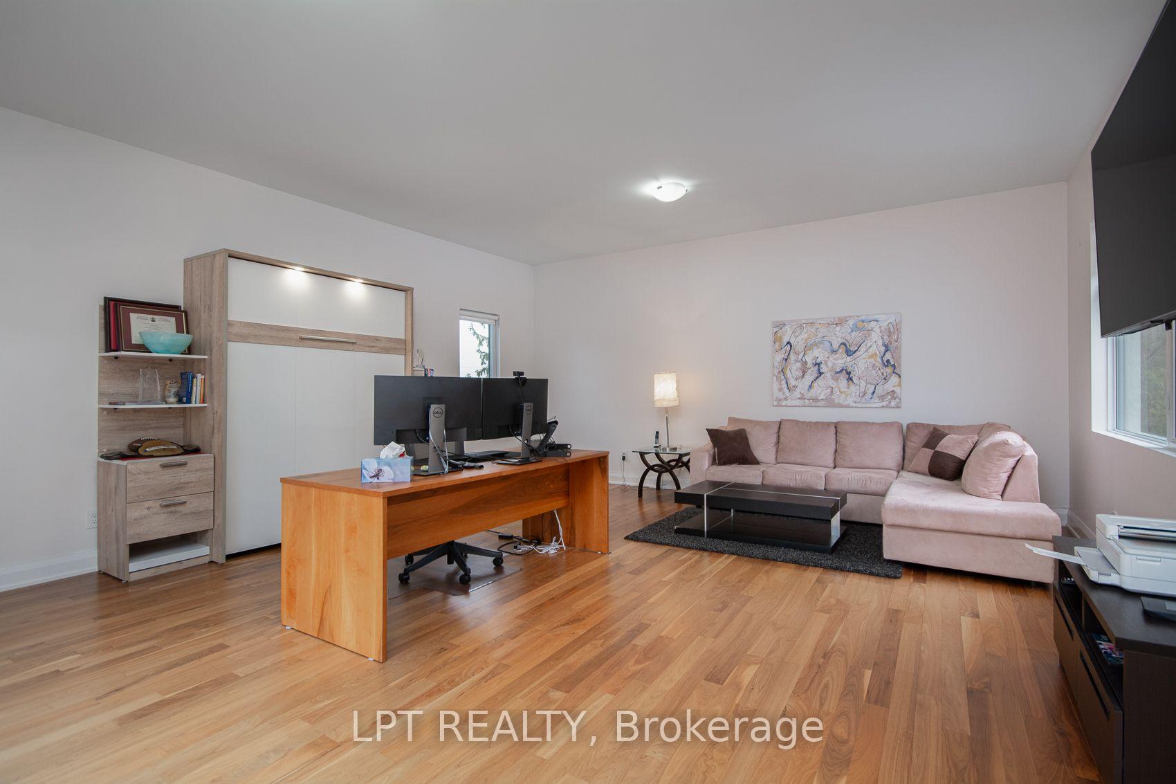 Photo 36 of 847 Walkley Road, Ottawa, Riverside Park — HOMEH