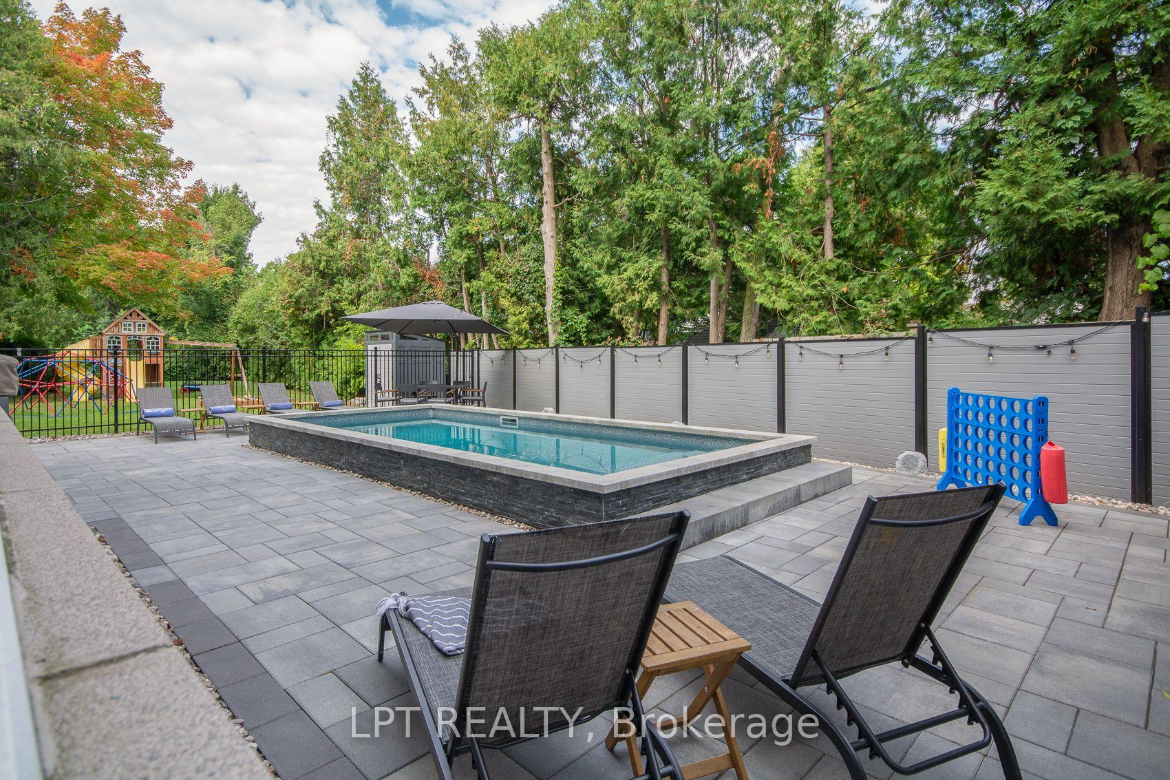 Photo 48 of 847 Walkley Road, Ottawa, Riverside Park — HOMEH