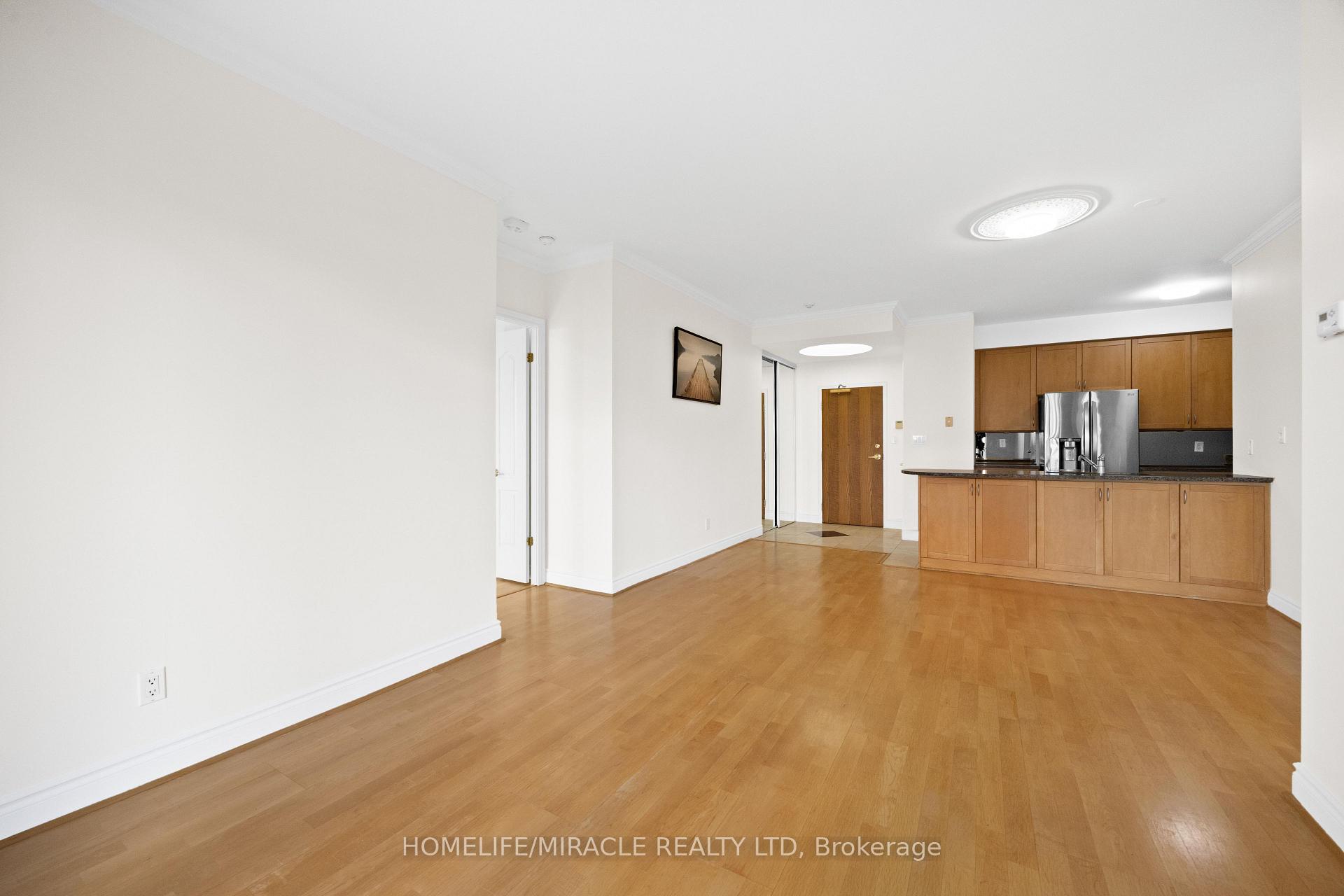 Photo 14 of Unit 308, 11 William Carson Crescent, North York, St. Andrew-Windfields — HOMEH