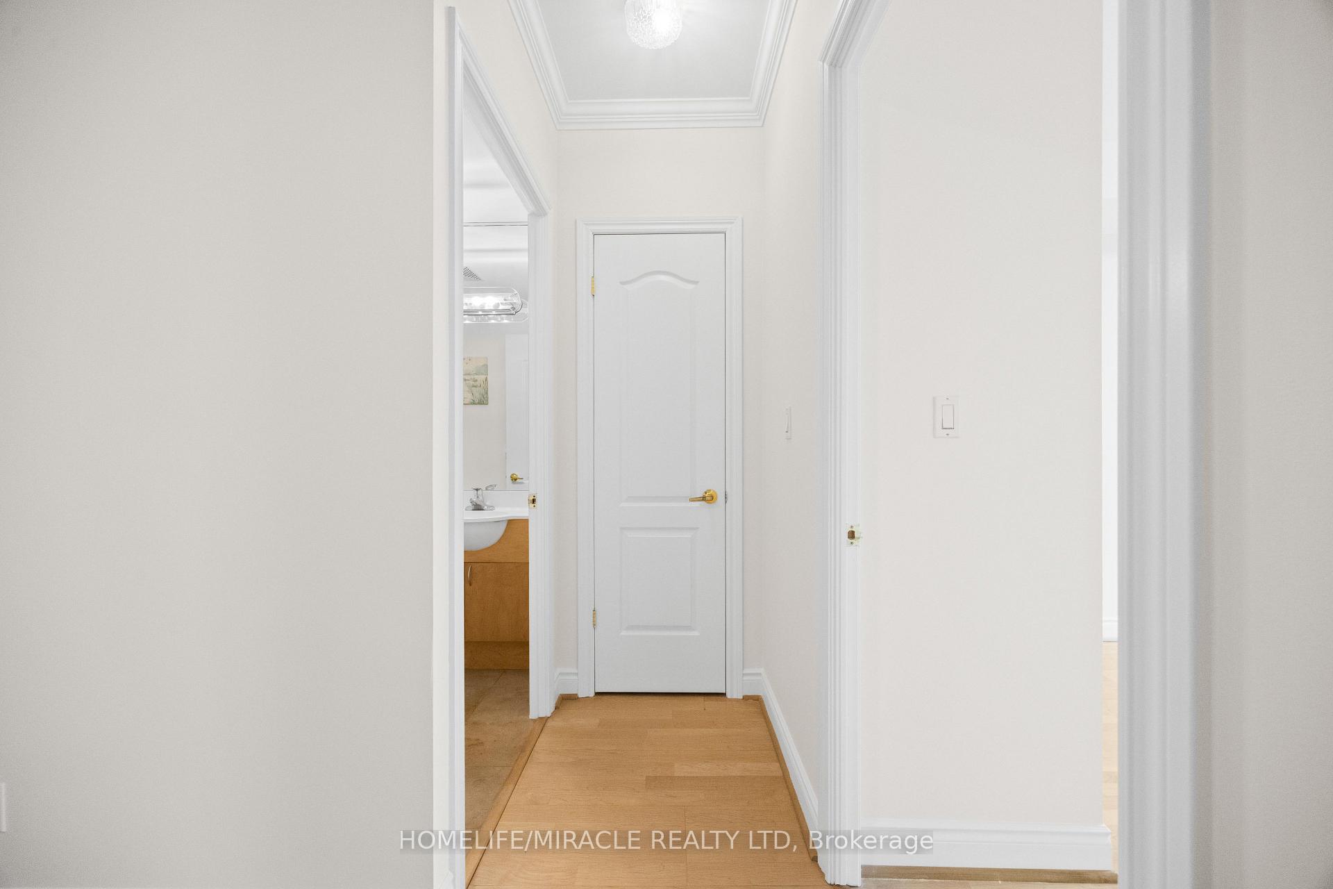 Photo 21 of Unit 308, 11 William Carson Crescent, North York, St. Andrew-Windfields — HOMEH