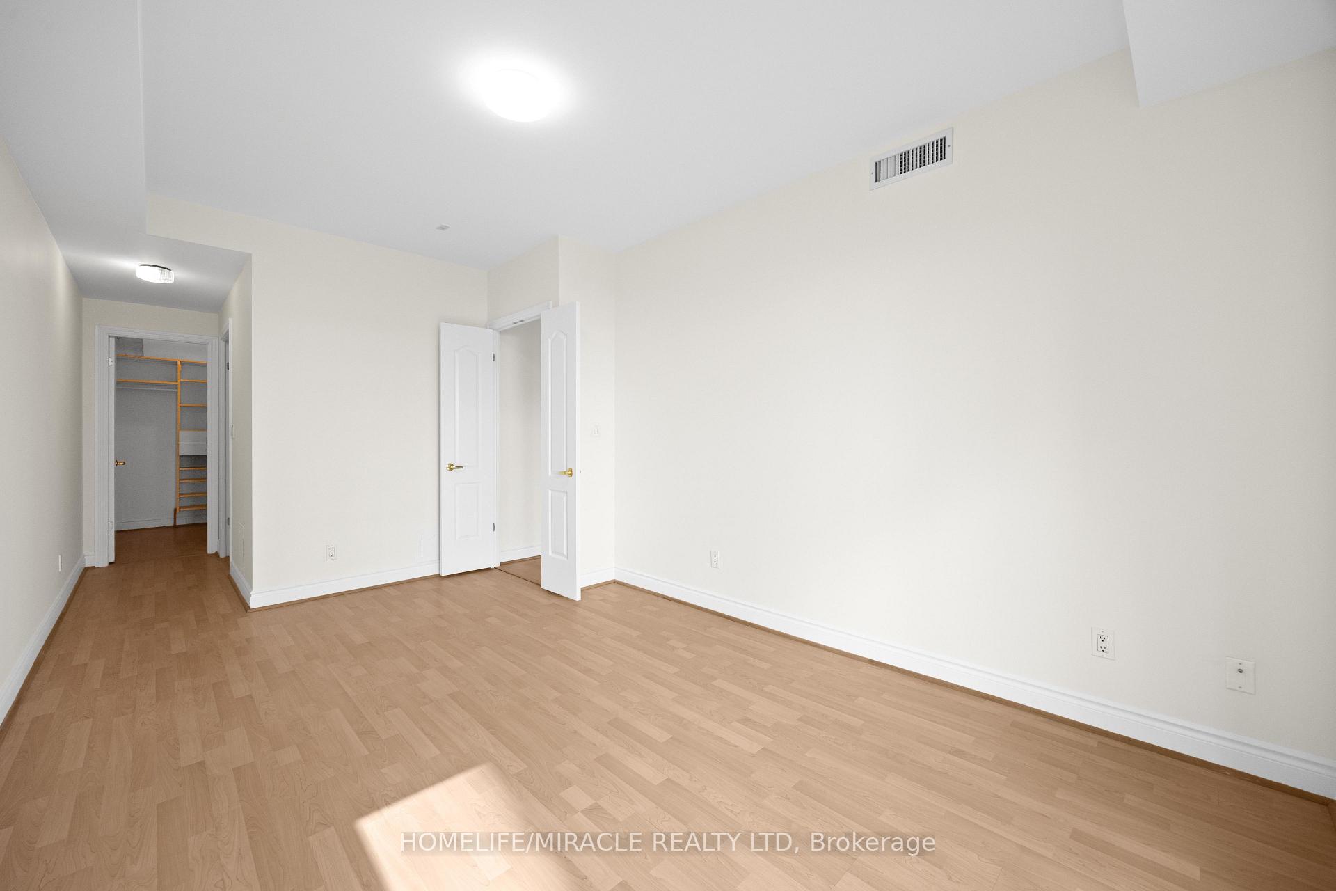 Photo 26 of Unit 308, 11 William Carson Crescent, North York, St. Andrew-Windfields — HOMEH