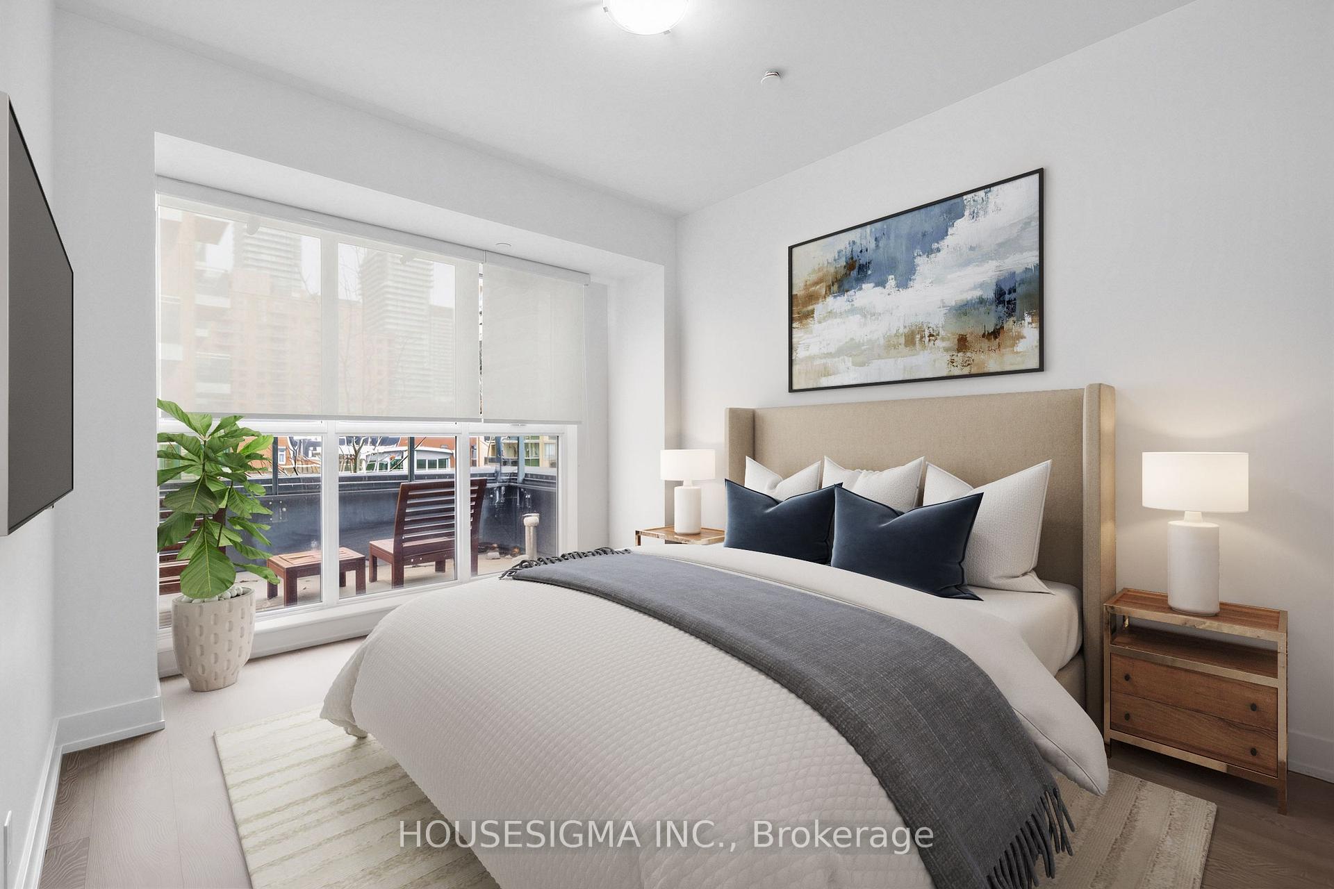 Photo 5 of Unit 310, 11 Lillian Street, Toronto, Mount Pleasant West — HOMEH