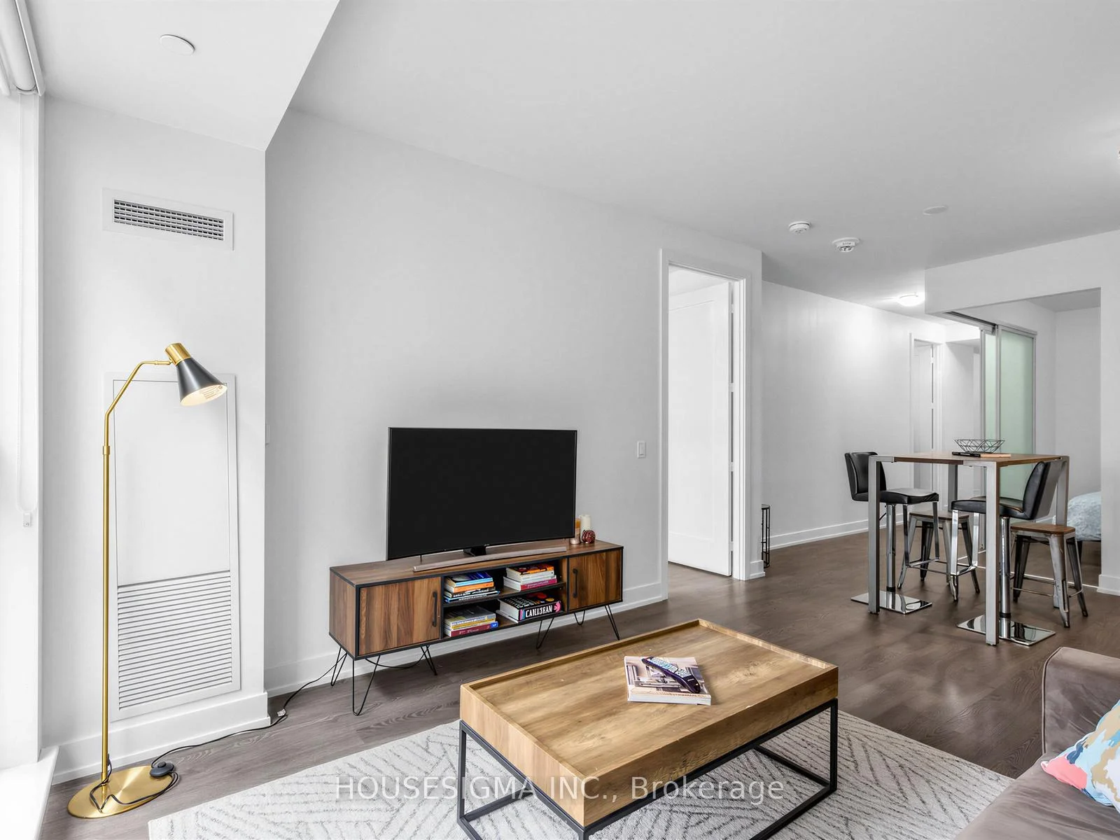 Photo 8 of Unit 310, 11 Lillian Street, Toronto, Mount Pleasant West — HOMEH