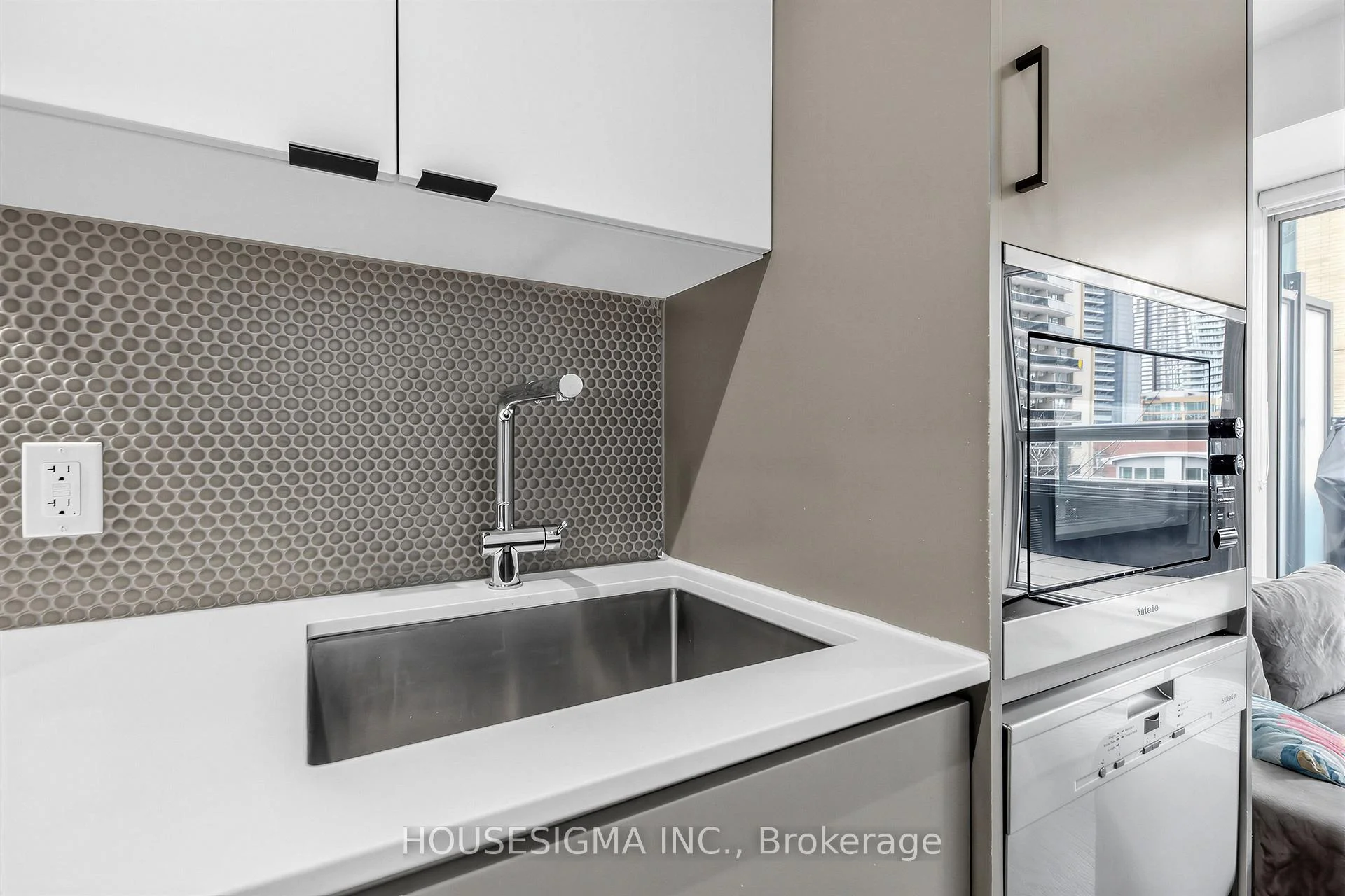 Photo 16 of Unit 310, 11 Lillian Street, Toronto, Mount Pleasant West — HOMEH