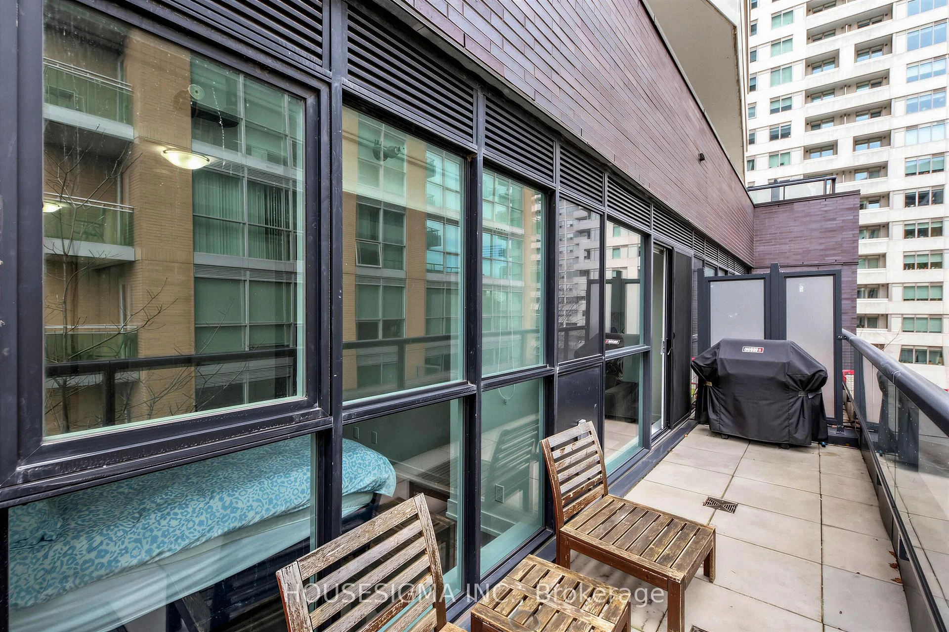 Photo 23 of Unit 310, 11 Lillian Street, Toronto, Mount Pleasant West — HOMEH