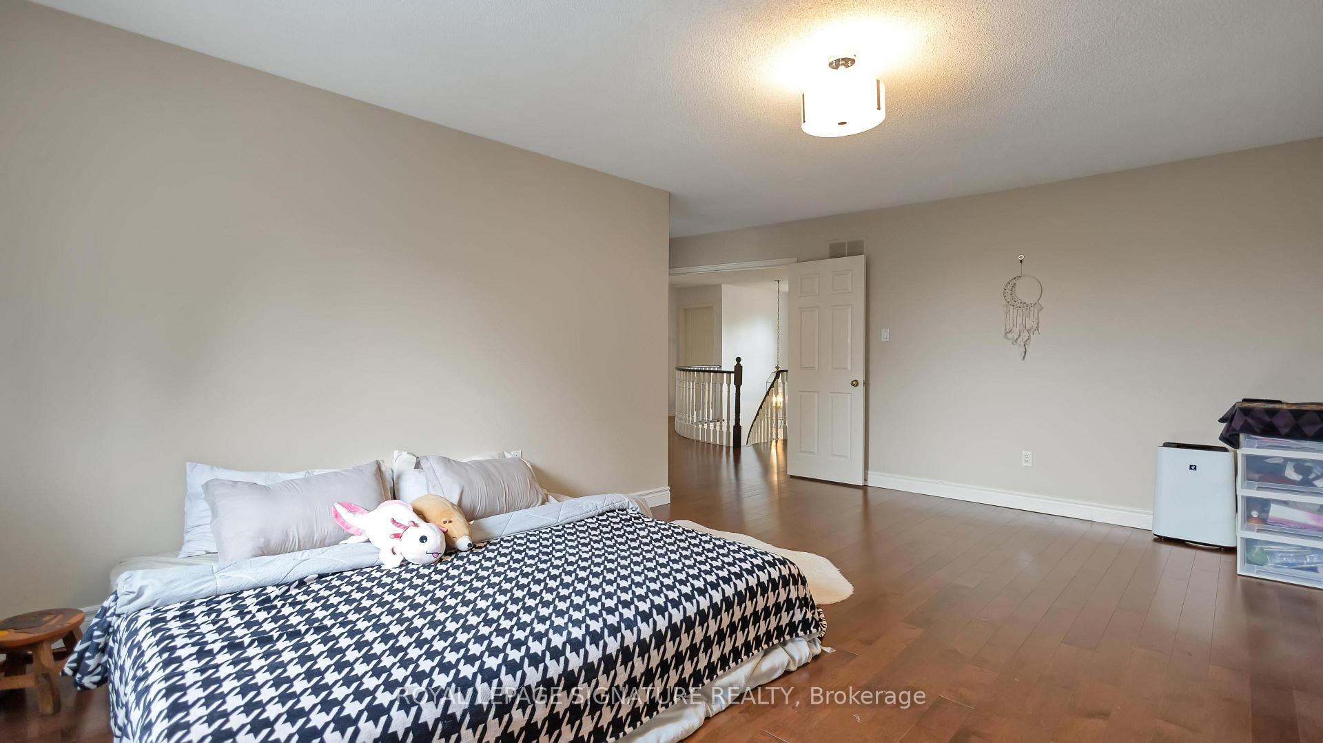 Photo 29 of 1821 Pilgrims Way, Oakville, Glen Abbey — HOMEH