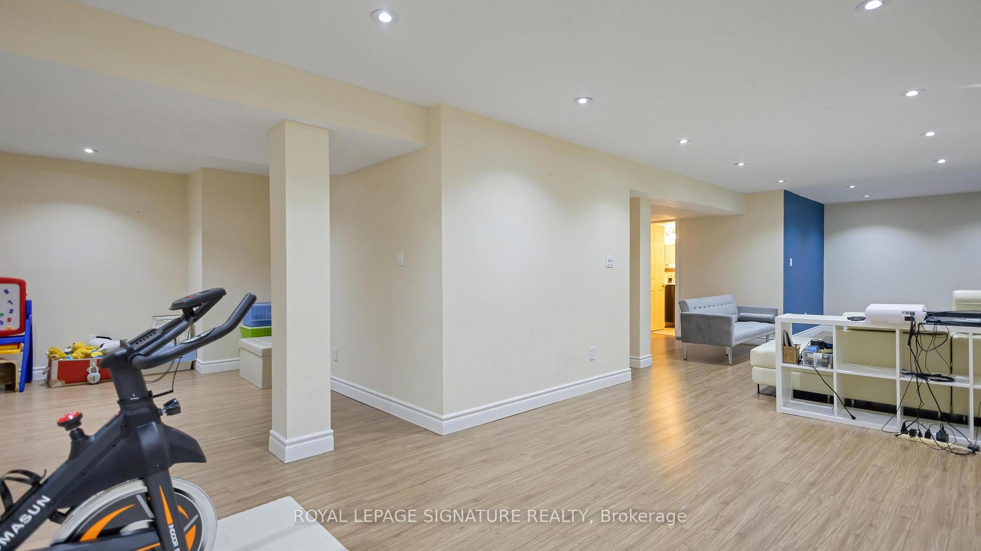 Photo 37 of 1821 Pilgrims Way, Oakville, Glen Abbey — HOMEH